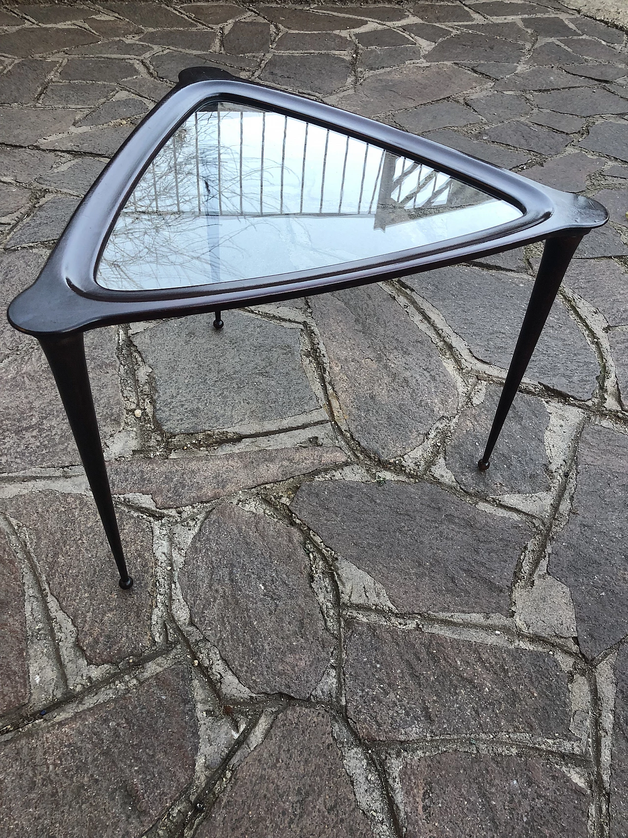 Triangular coffee table by Osvaldo Borsani, 1950s 2