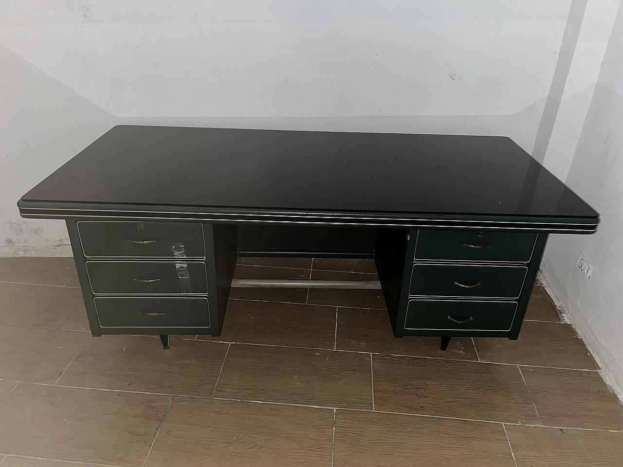 Desk in green leather by Umberto Mascagni, 1950s 1