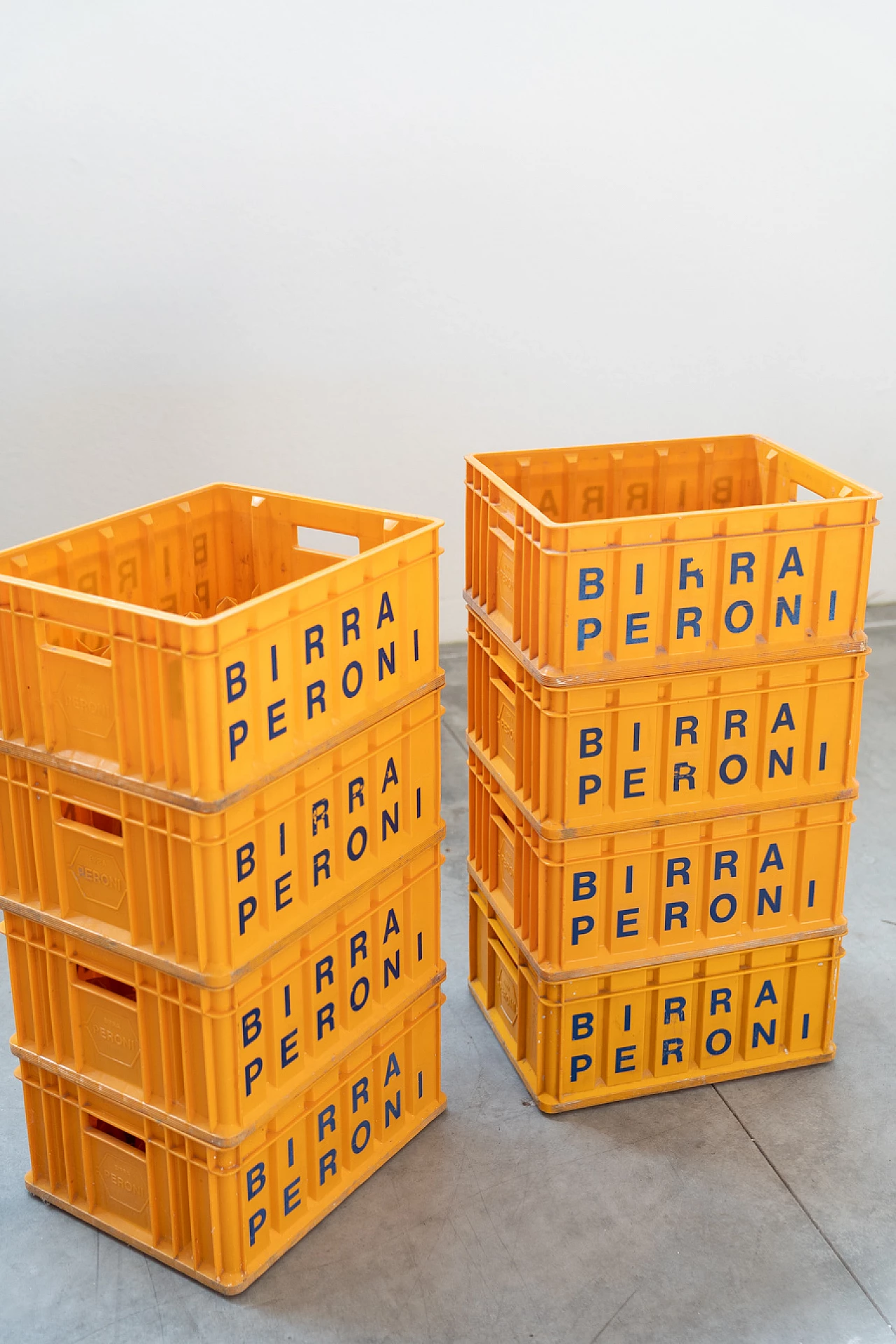 8 Peroni beer plastic crates, 1970s 12