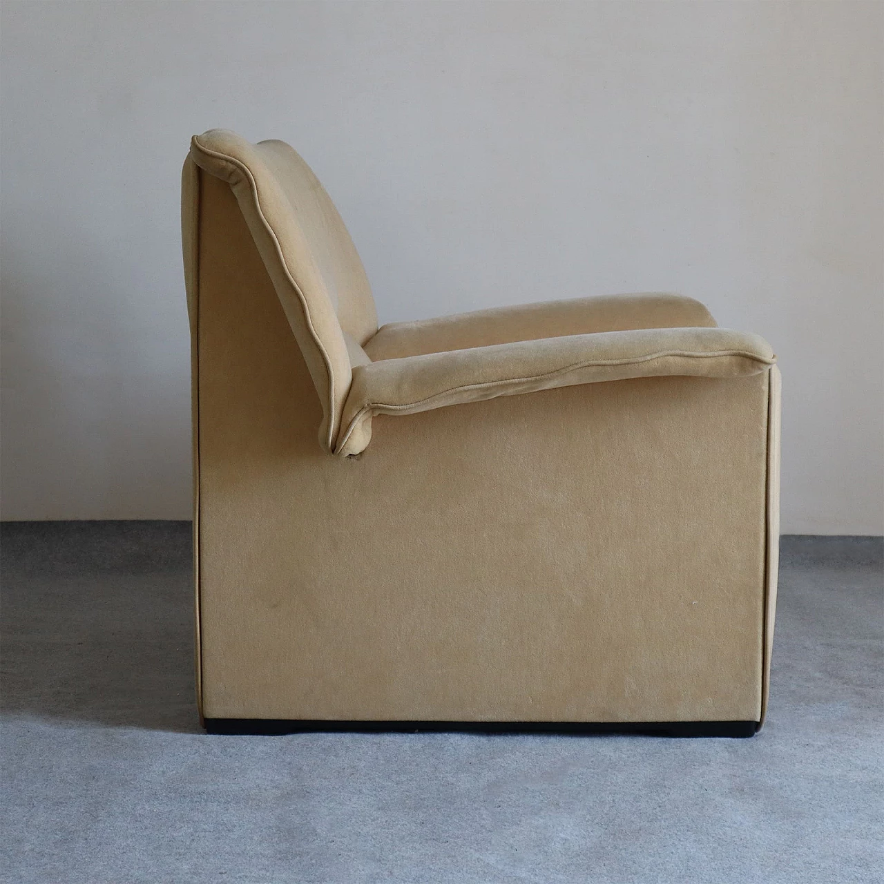 Lauriana armchair by Afra & Tobia Scarpa for B&B Italia, 1978 3