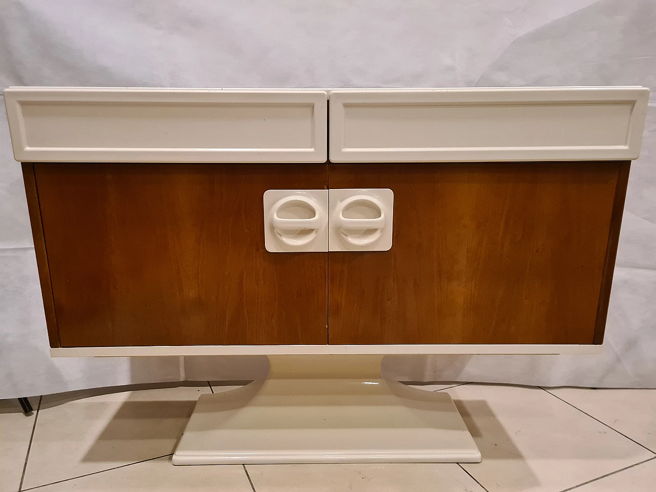 Sideboard in wood and plastic by Luigi Sormani, 1960s 3