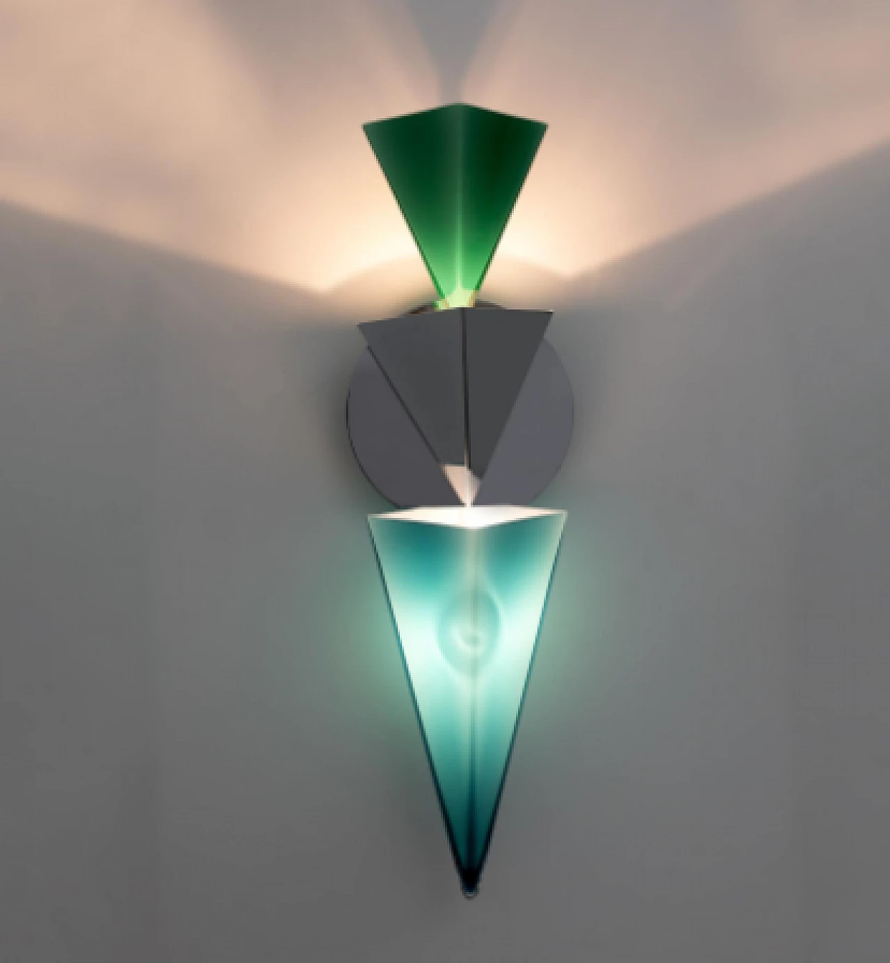 Pair of Wassily wall lights by Tihani and Mancini for Foscarini, 1985 6