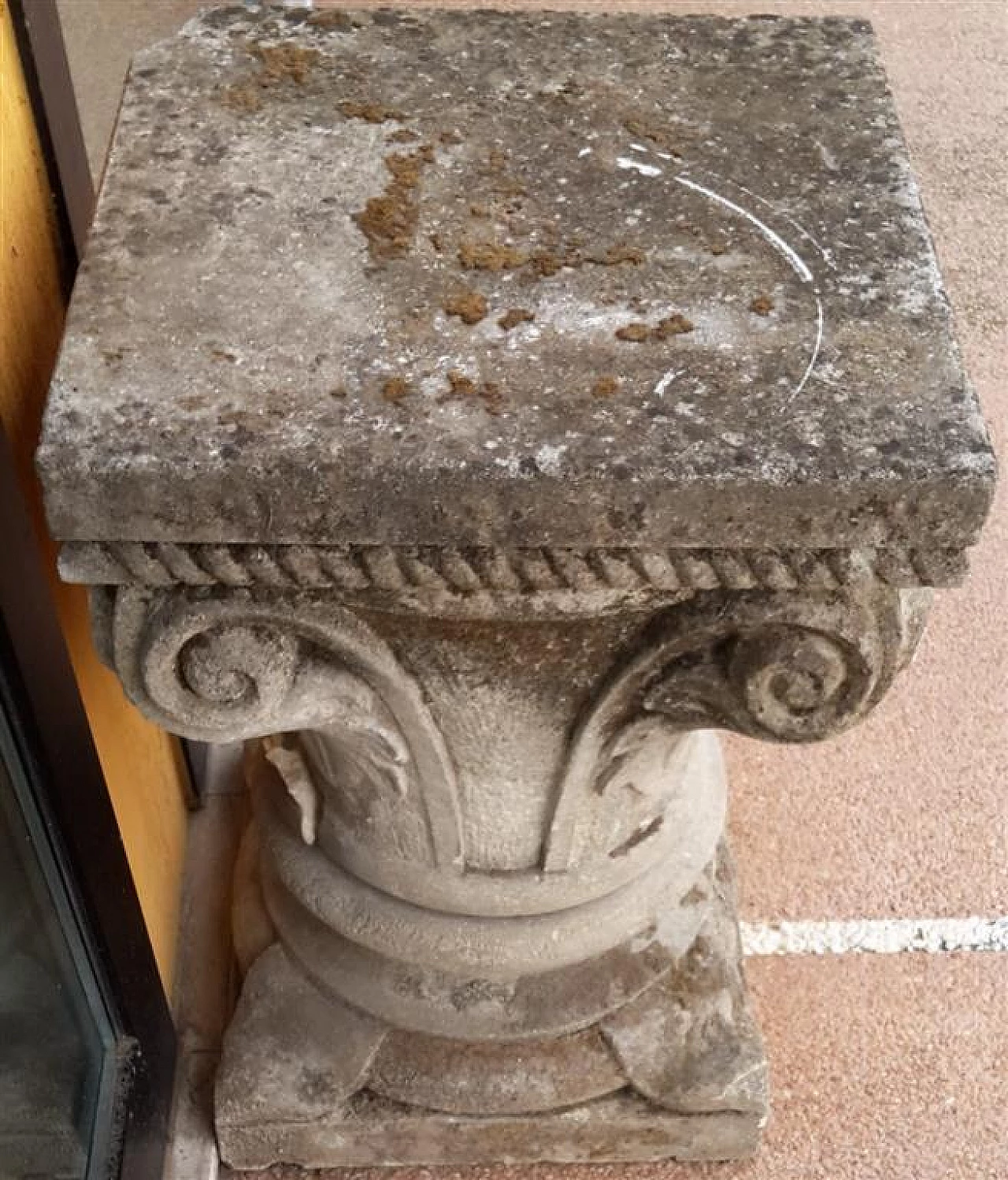 Square stone capital, early 19th century 1
