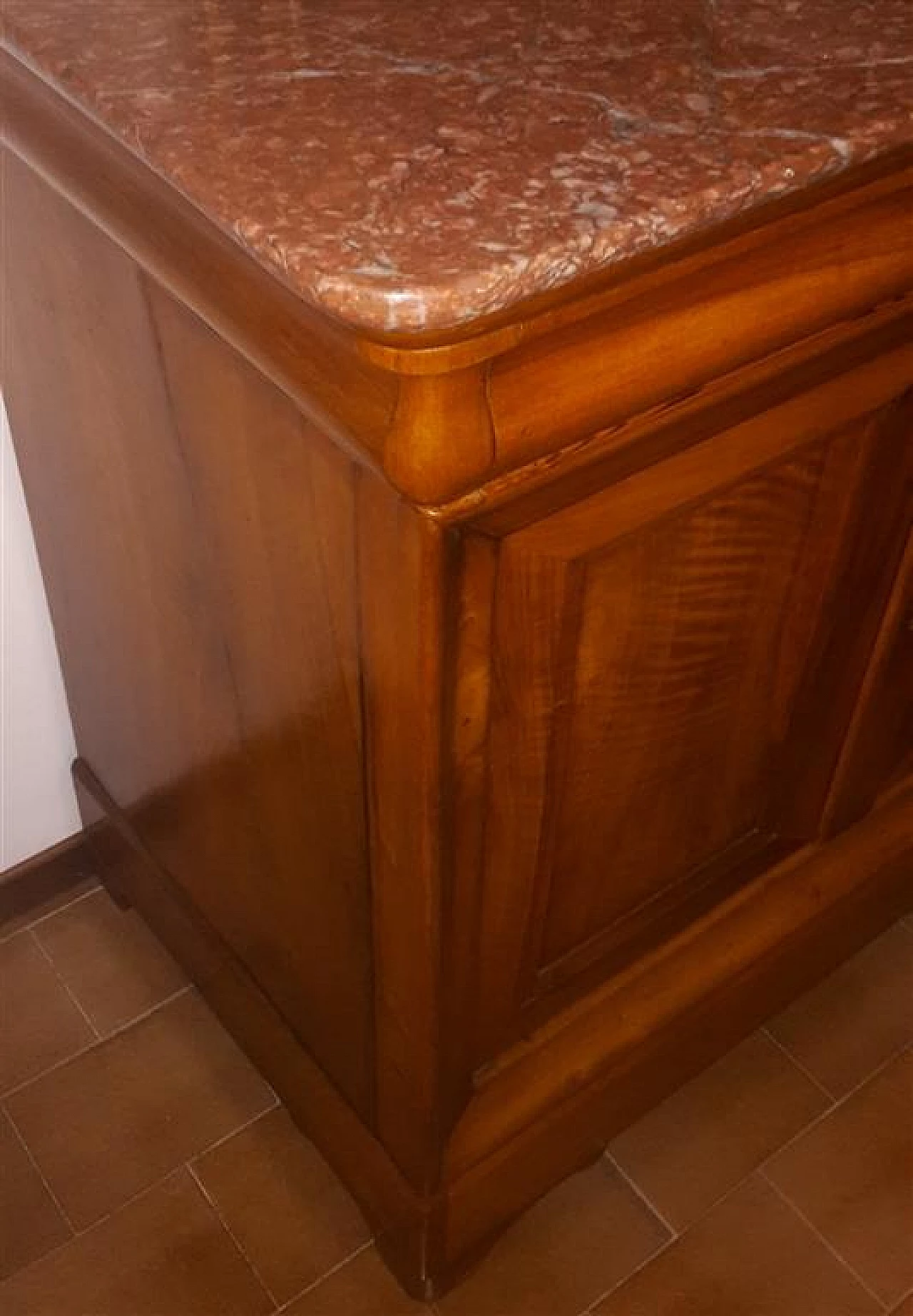 Credenza in ciliegio a quattro ante con piano in marmo, metà '800 2