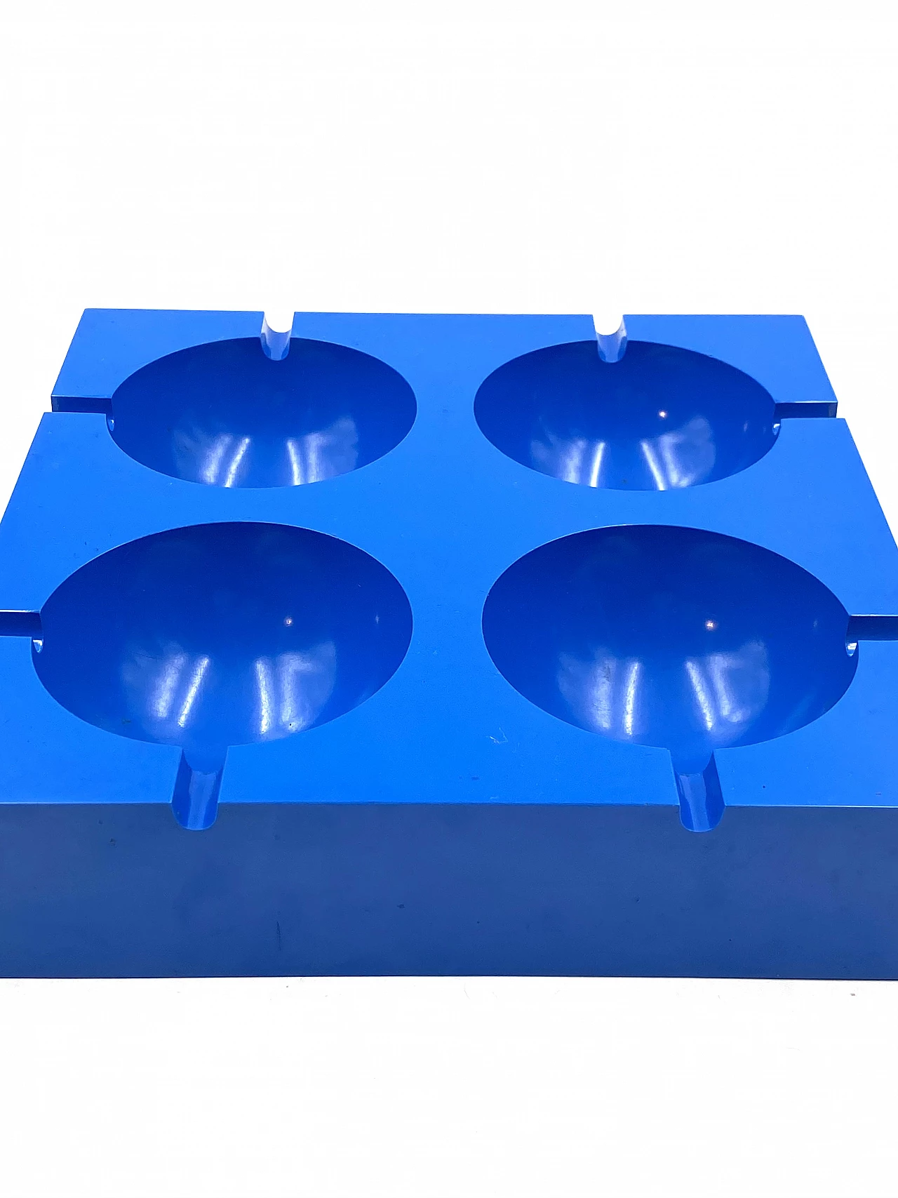 Blue melamine ashtray by Giorgio Soavi, Sampa for Olivetti, 1965