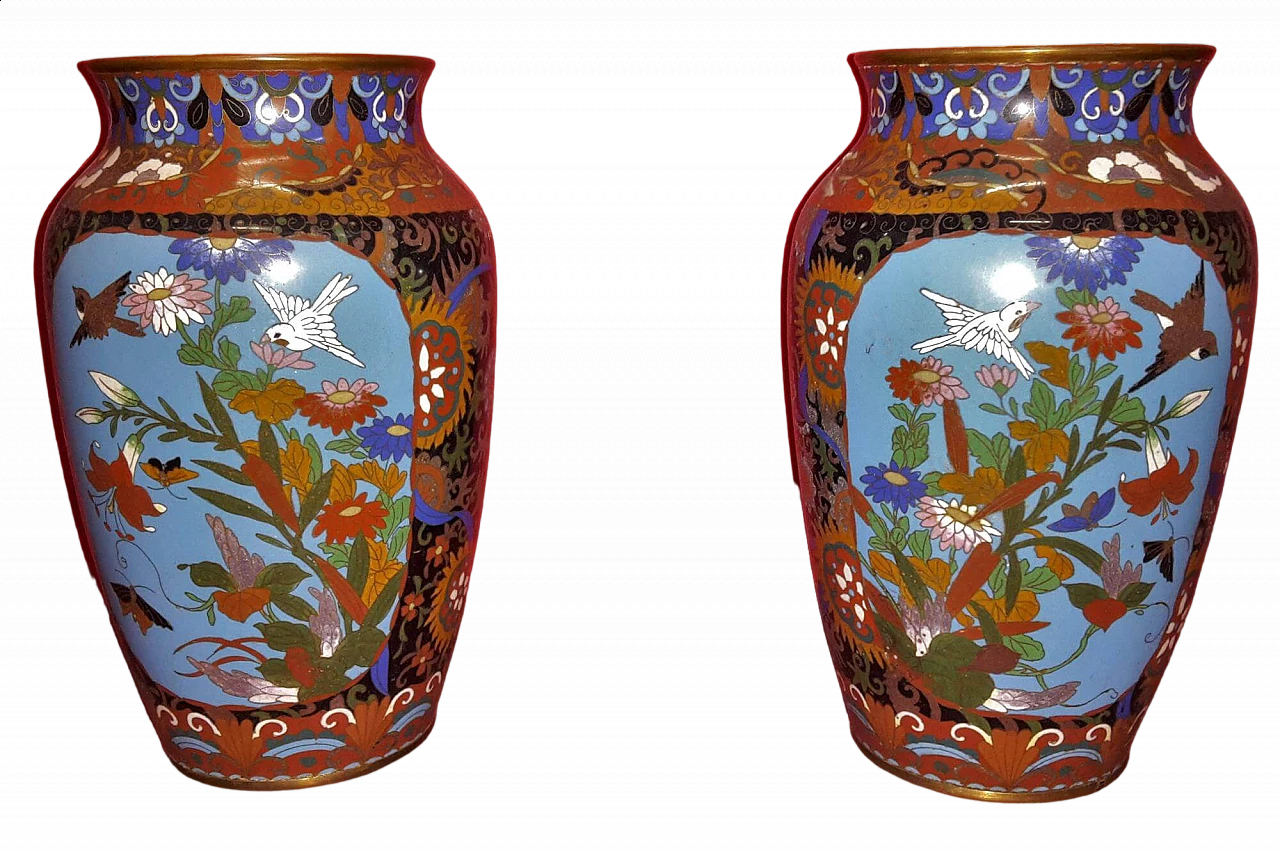 Pair of cloisonné enamel vases, late 19th century 7