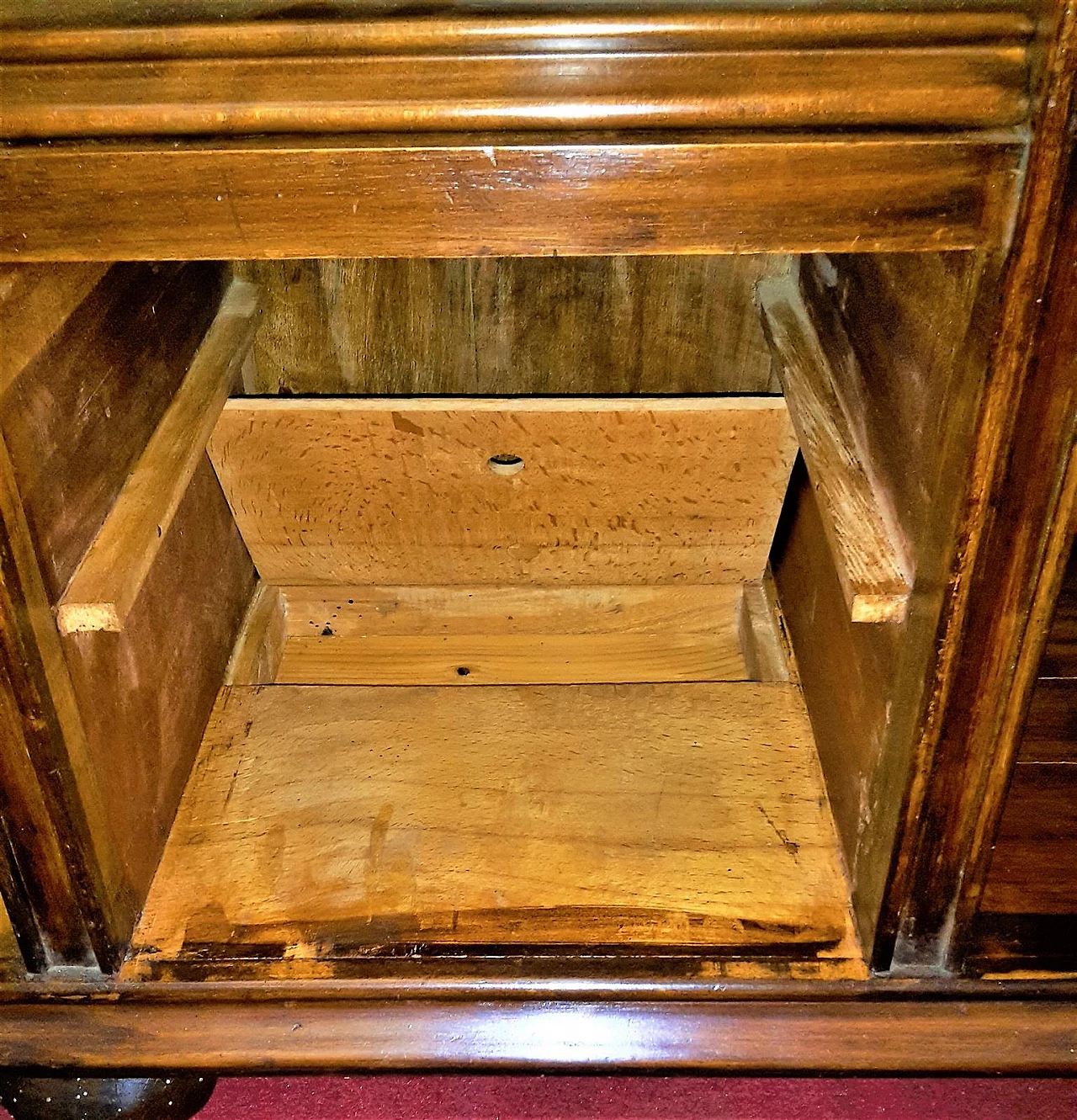 Mobile da ingresso in noce e radica di noce, anni '20 7