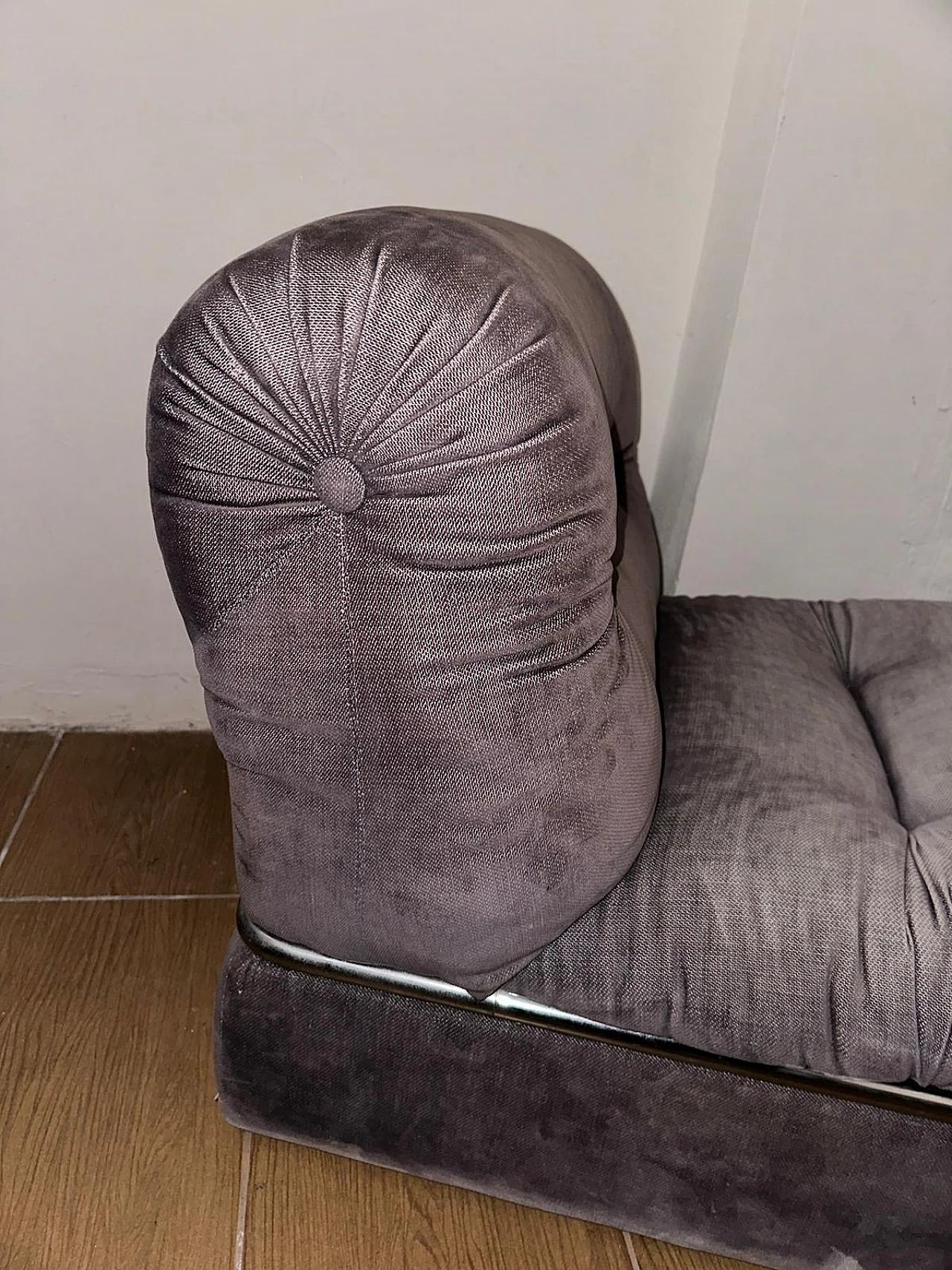 Armchair in grey velvet, 1970s 2