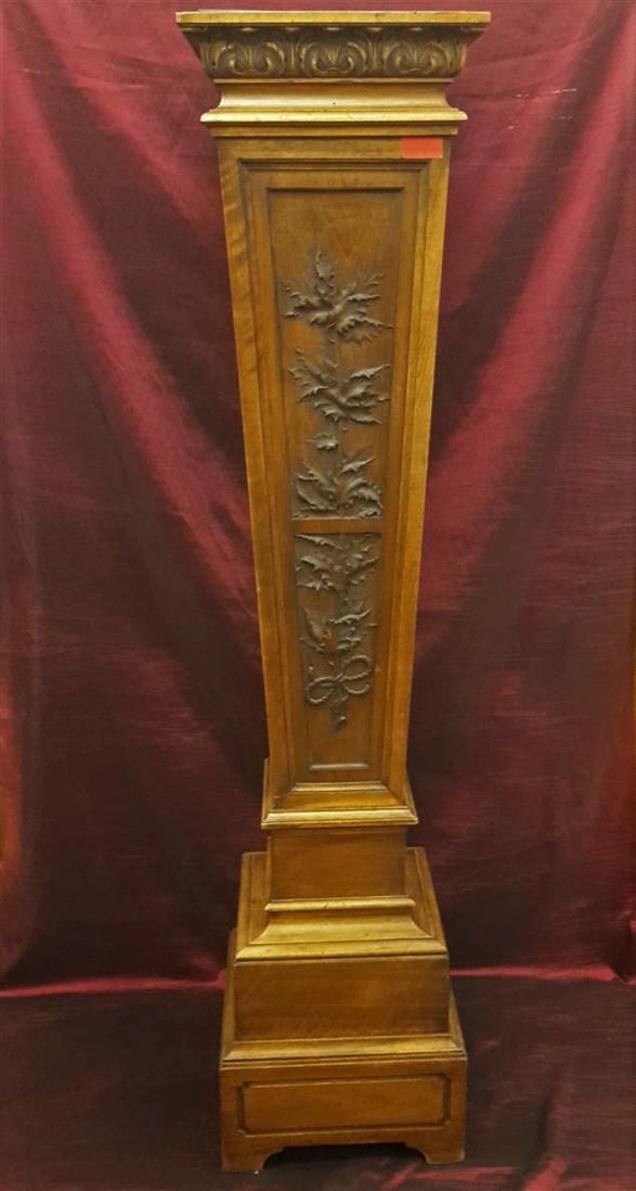 French walnut column, 19th century 1