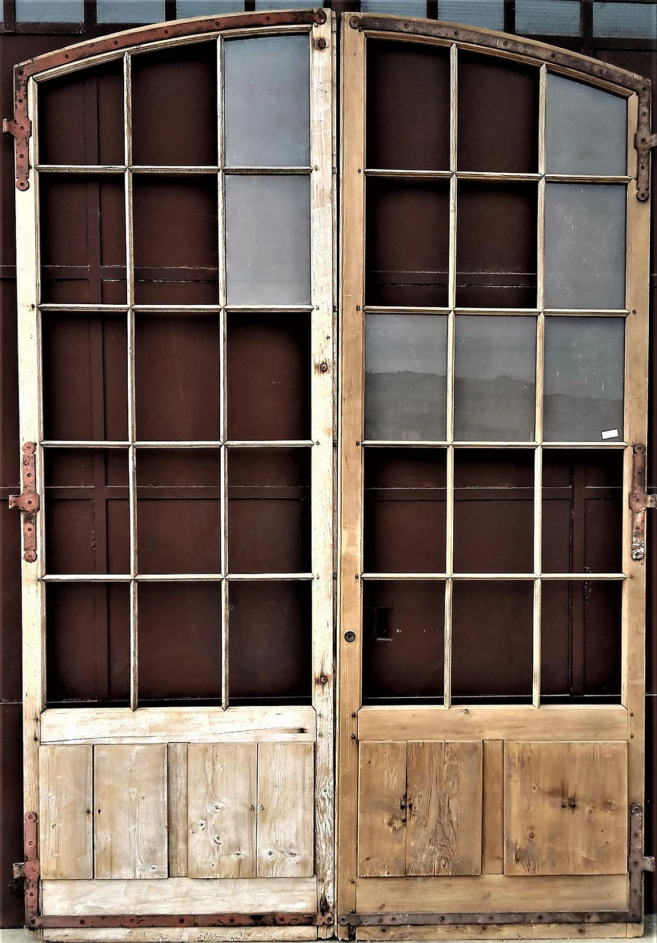 Larch and glass stable door, late 19th century 4
