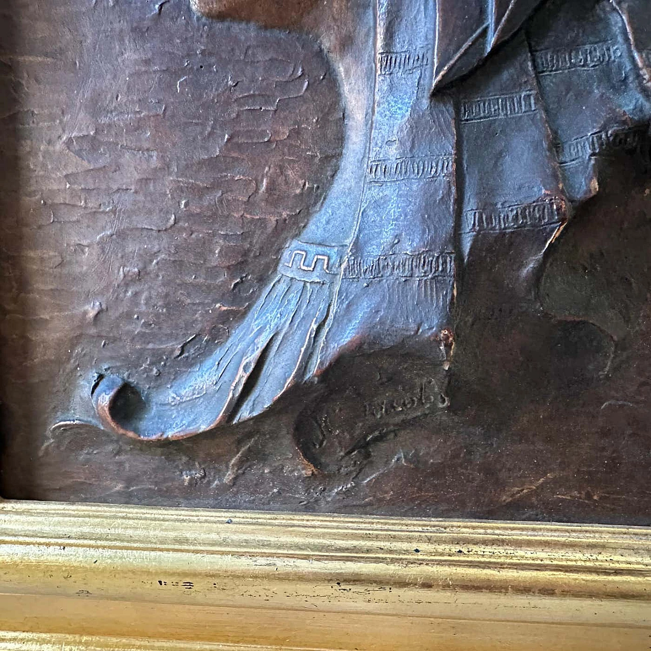 Bassorilievo in gesso Art Déco con cornice in legno dorato, anni '30 14