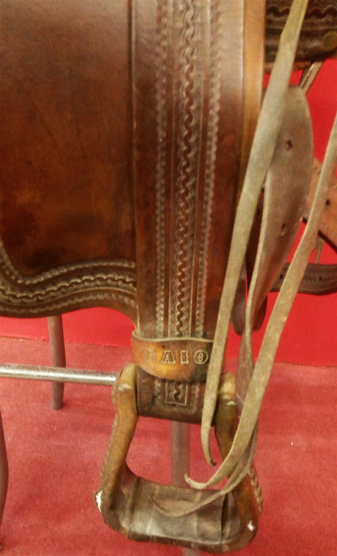 Blue River leather saddle by Billy Cook, early 20th century 3