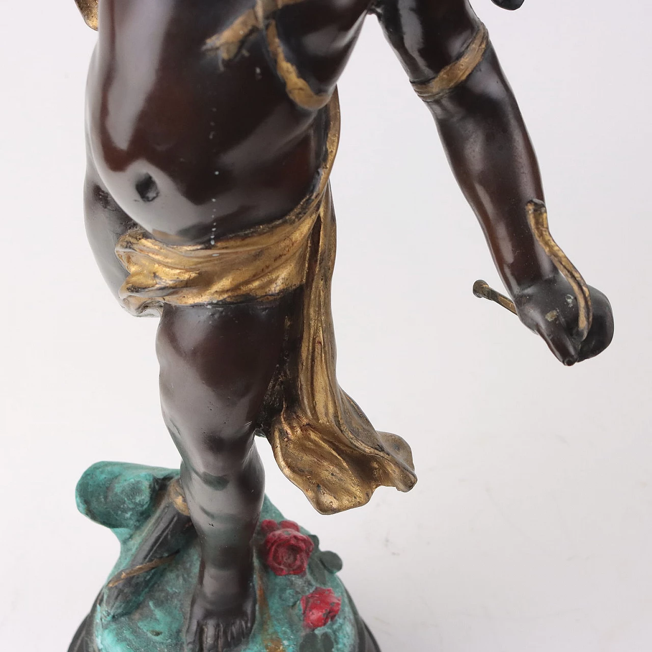Scultura di Cupido in bronzo con dettagli dorati, anni '50 7