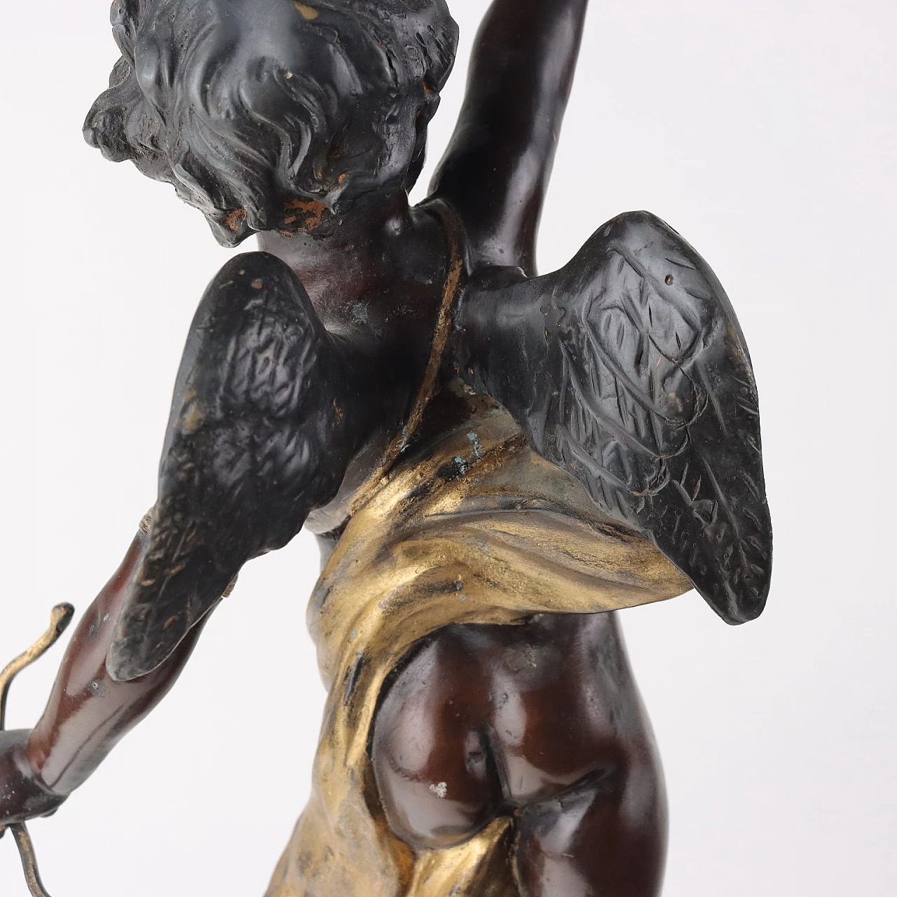 Scultura di Cupido in bronzo con dettagli dorati, anni '50 9
