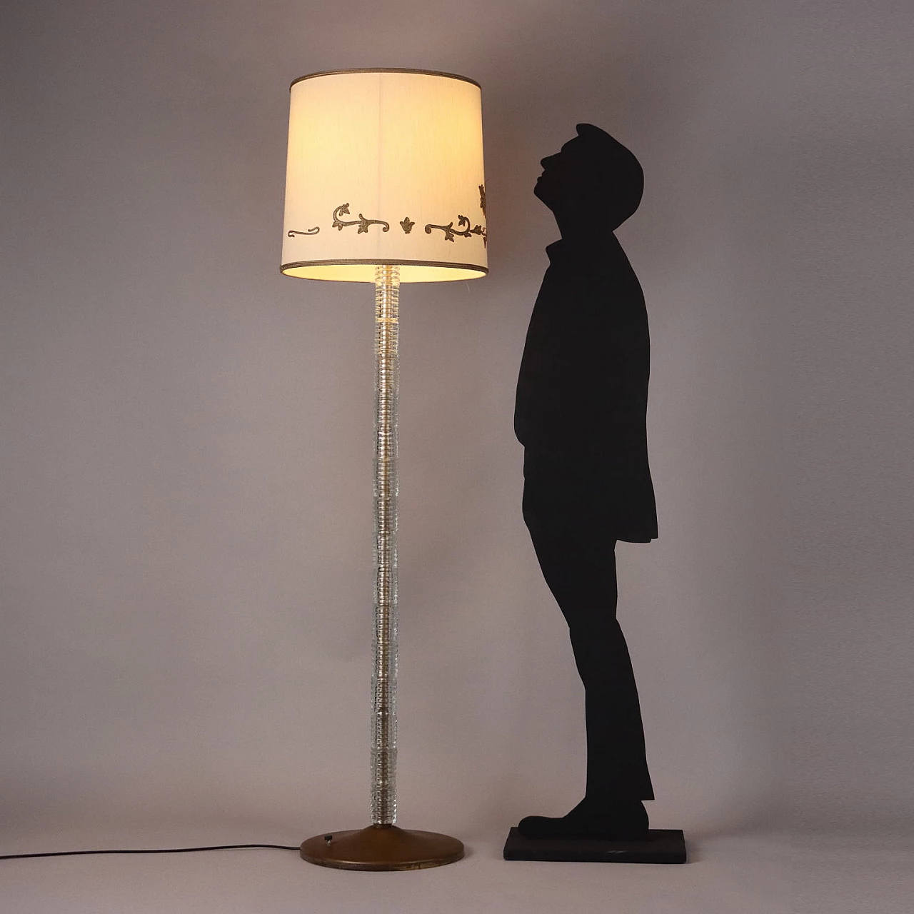 Floor Lamp in blown glass and brass, 1940s 2