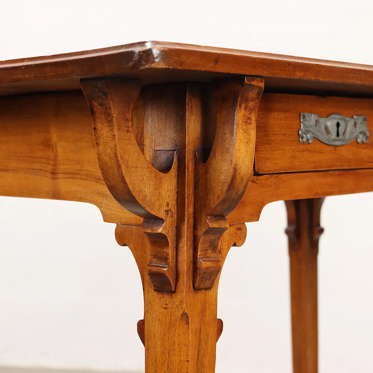 Art Nouveau desk in blond mahogany, early 20th century 4