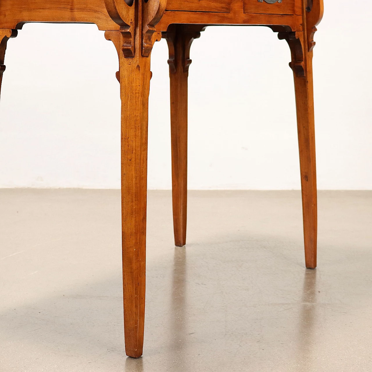 Art Nouveau desk in blond mahogany, early 20th century 8