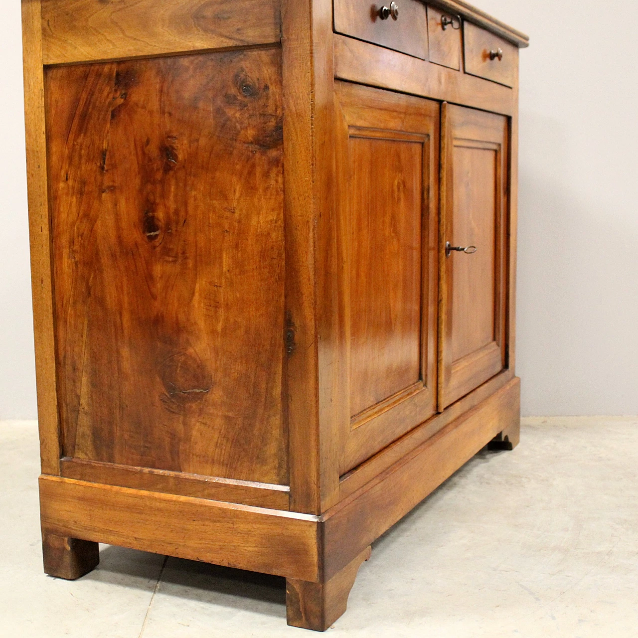 Louis Philippe solid walnut sideboard, first half of the 19th century 4