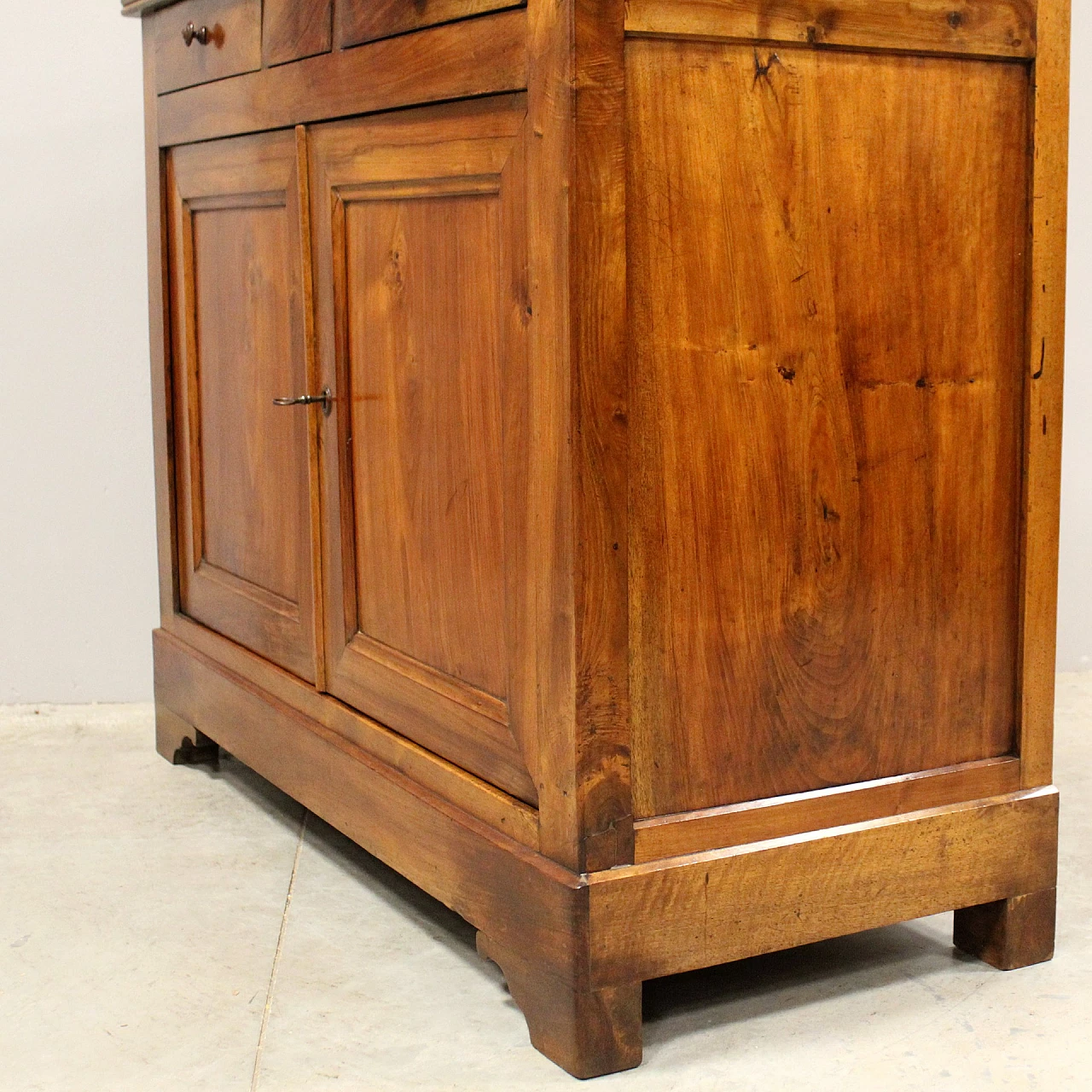Louis Philippe solid walnut sideboard, first half of the 19th century 7