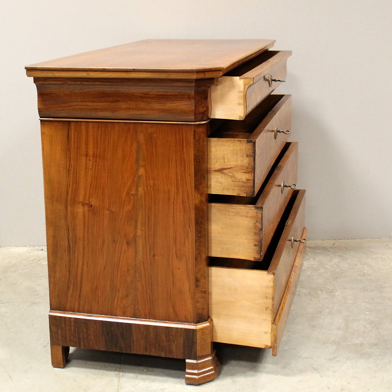 Louis Philippe walnut and walnut-root commode, mid-19th century 5