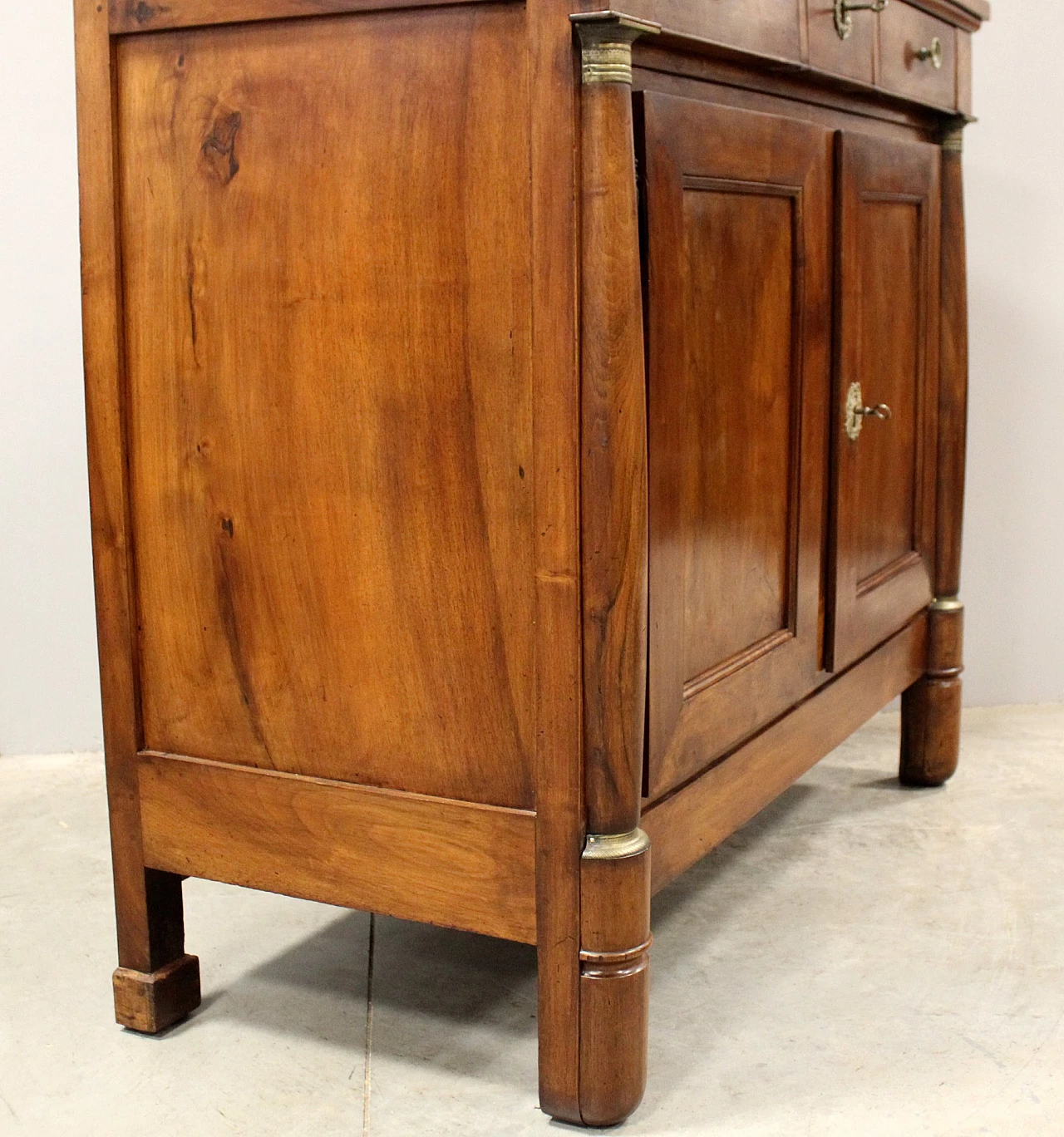 Credenza Impero in noce con ante e cassetti, inizio '800 3