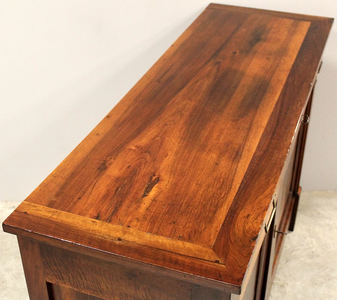 Empire solid walnut sideboard with thread inlays, early 19th century 2
