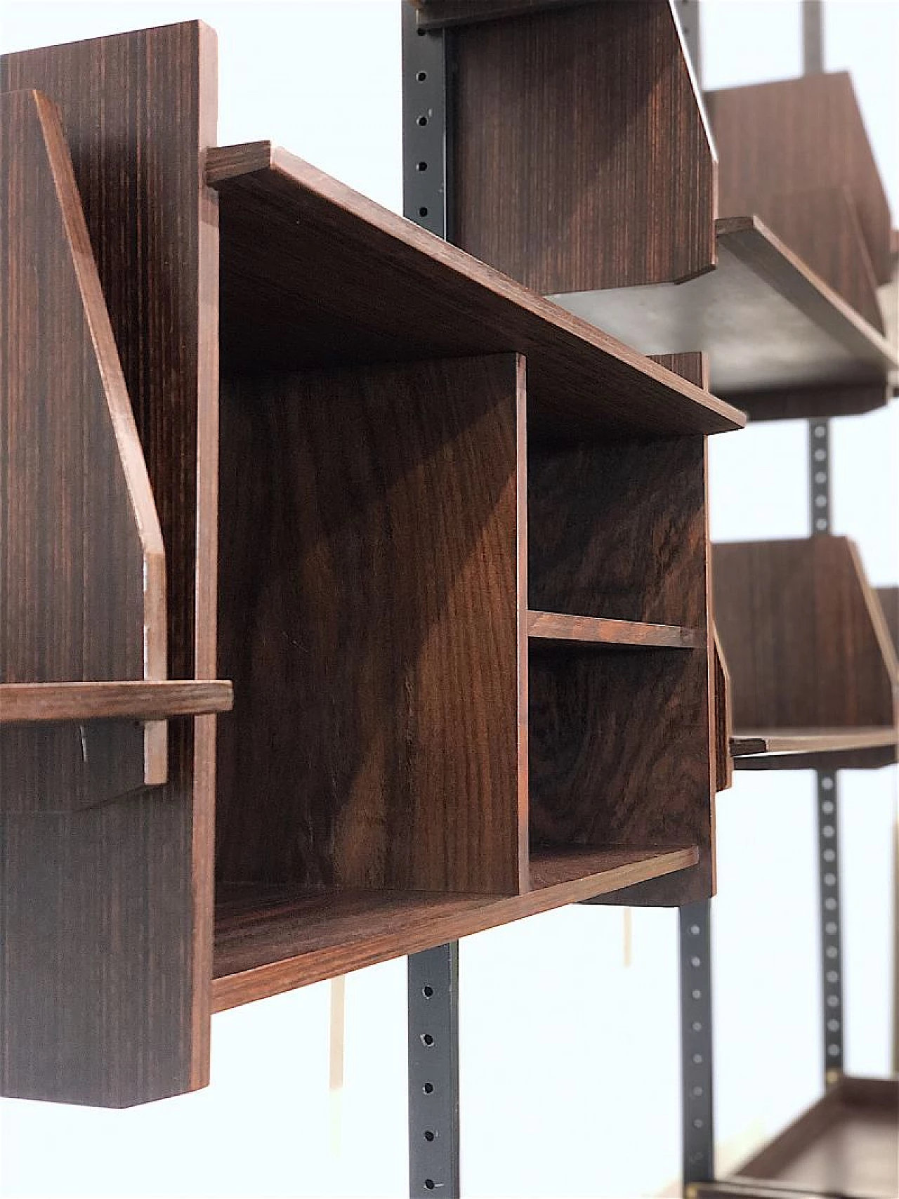 Libreria terra-cielo modulare in legno e metallo, anni '60 5