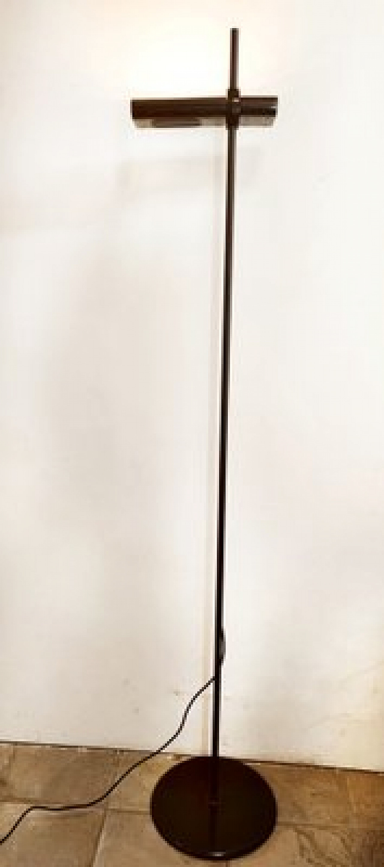 Lampada da terra Aton di E. Gismondi per Artemide, anni '80 1