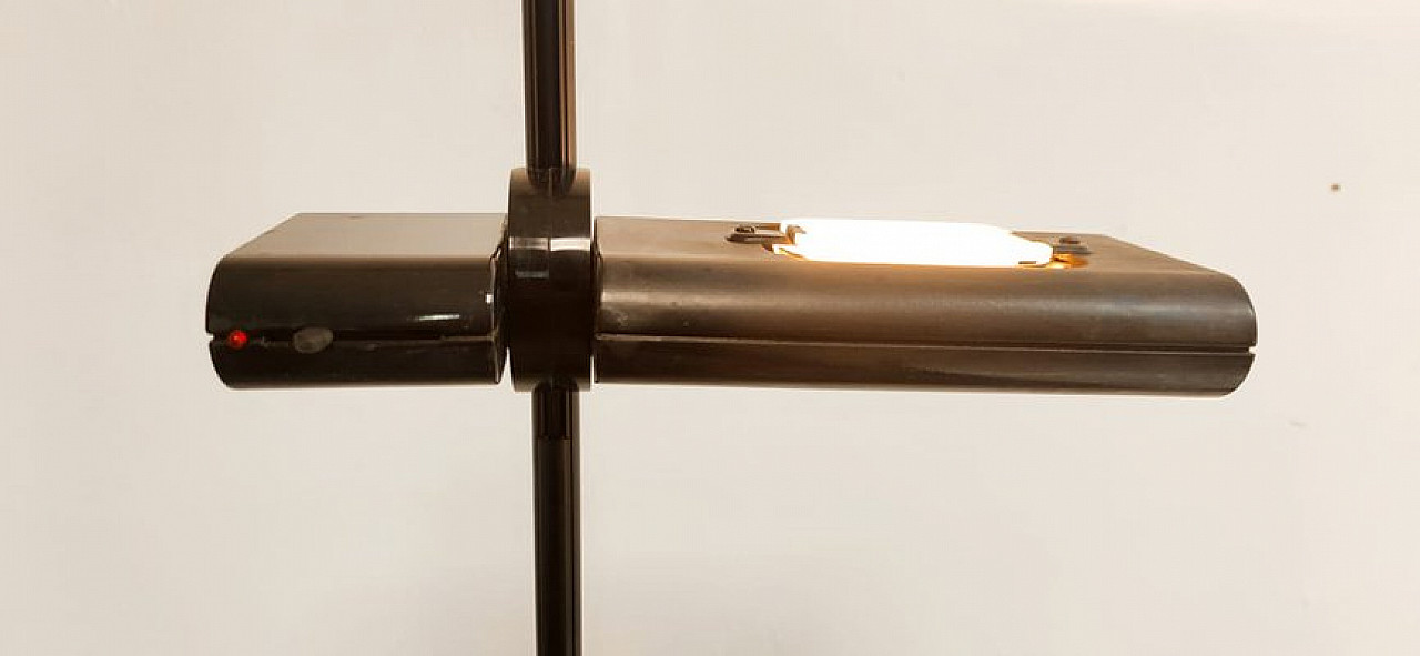 Lampada da terra Aton di E. Gismondi per Artemide, anni '80 11