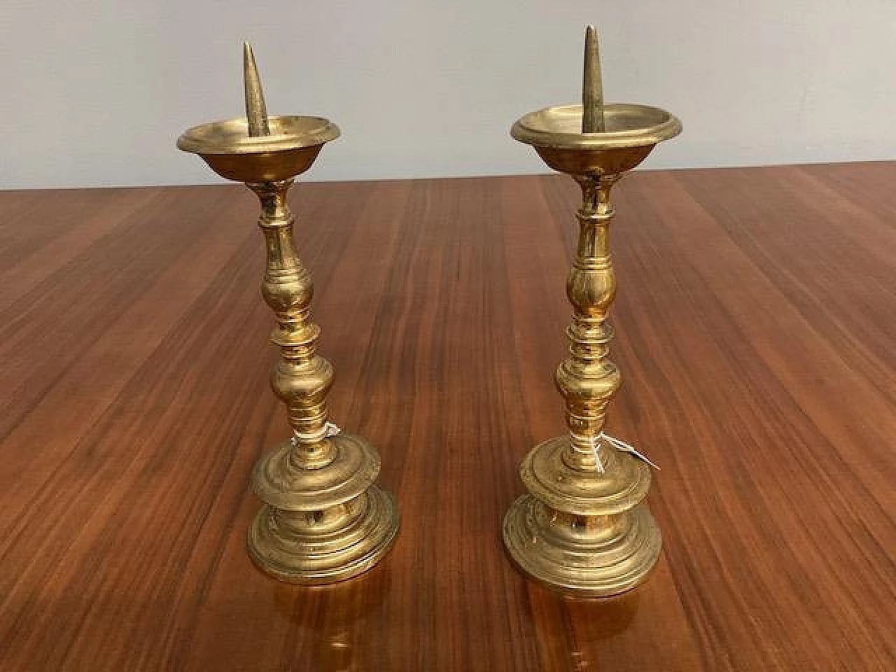 Pair of Empire bronze candlesticks, early 19th century 2
