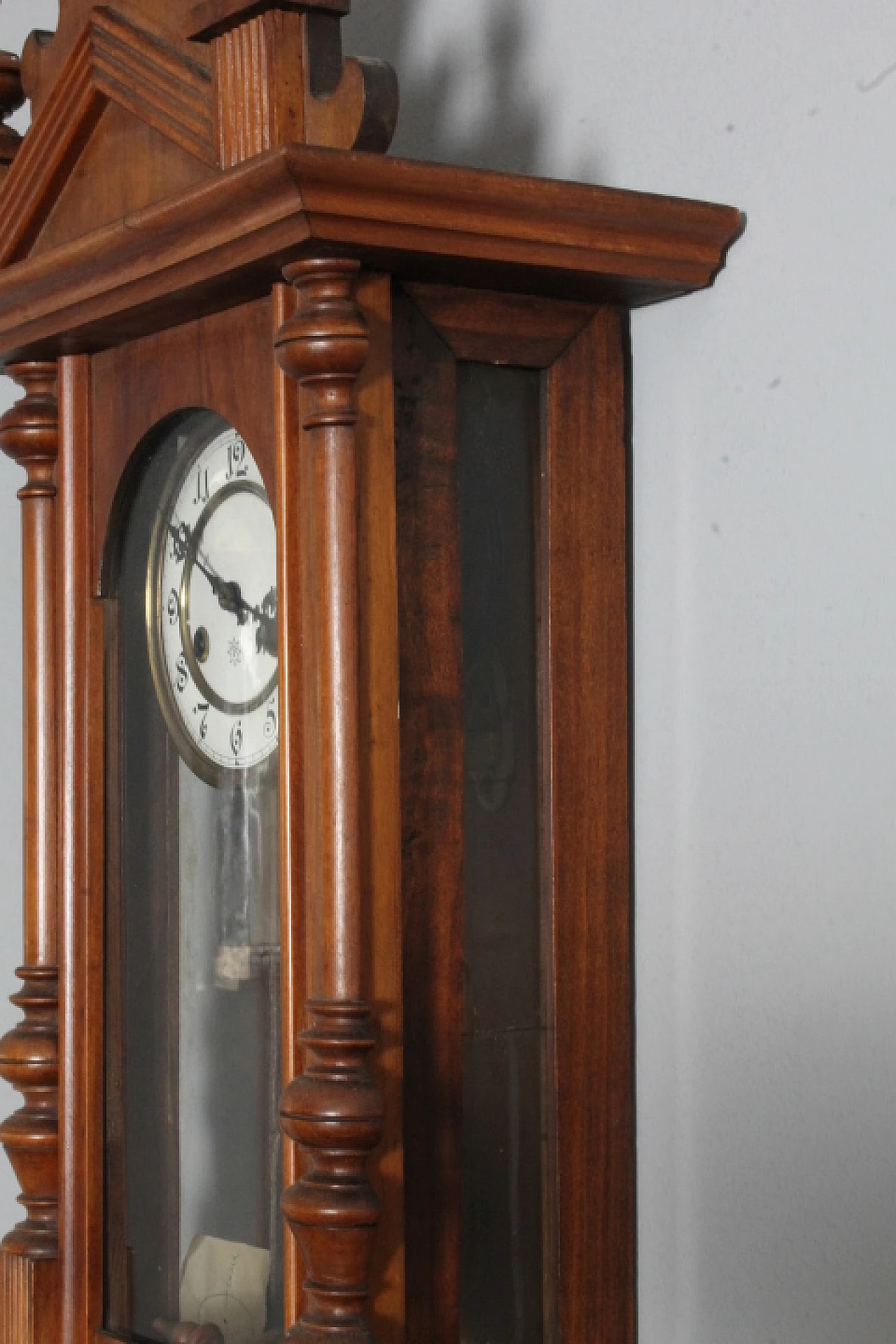 Walnut Junghans pendulum clock, early 20th century 6