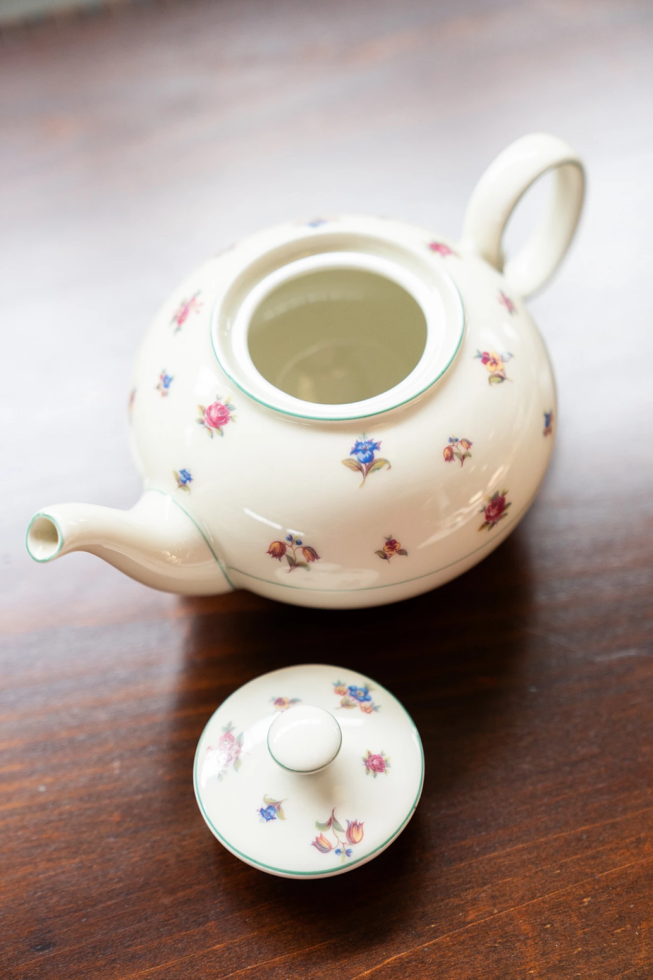 Servizio da tè e caffè in ceramica Bohemia Royal Ivory, anni '30 3