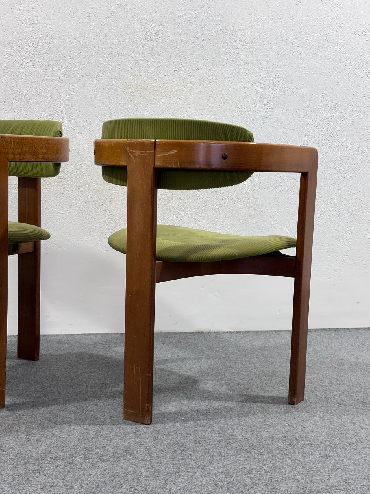 Coppia di poltrone nello stile di Afra e Tobia Scarpa 7