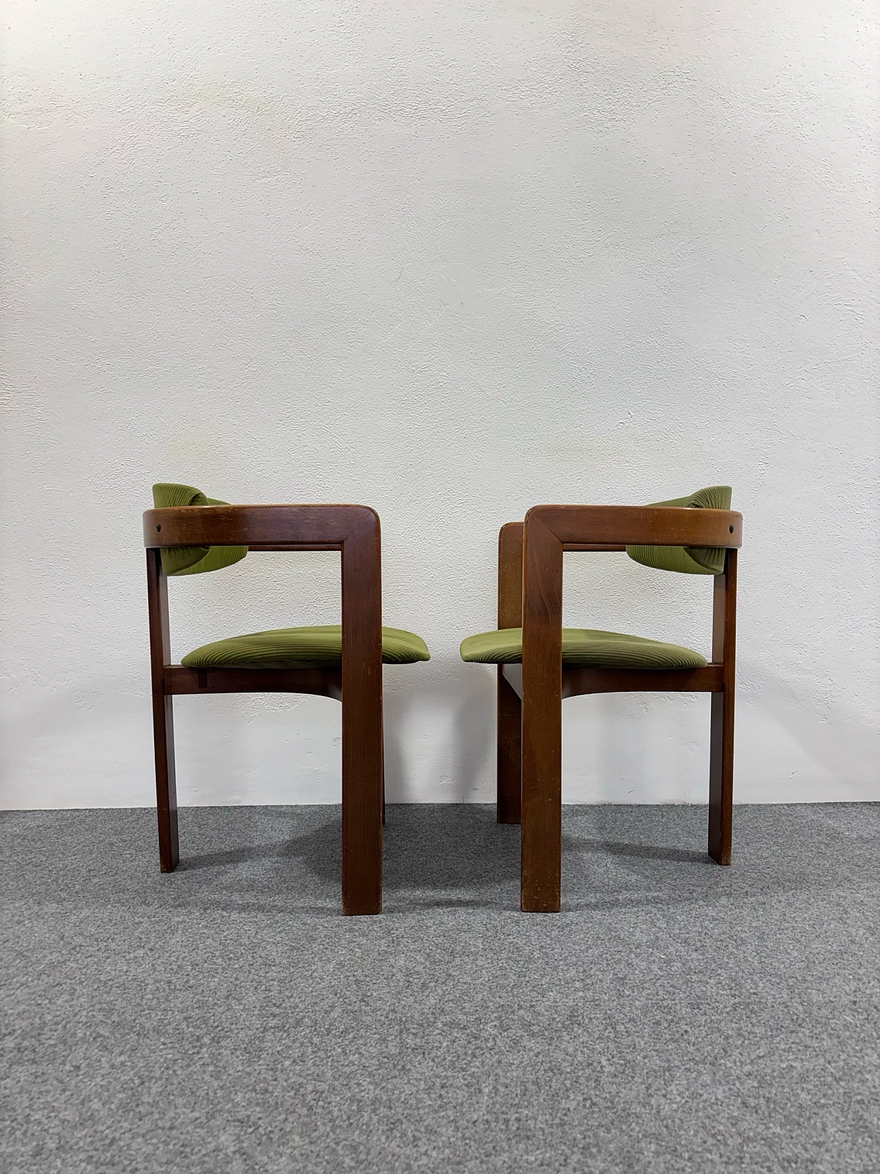 Coppia di poltrone nello stile di Afra e Tobia Scarpa 8