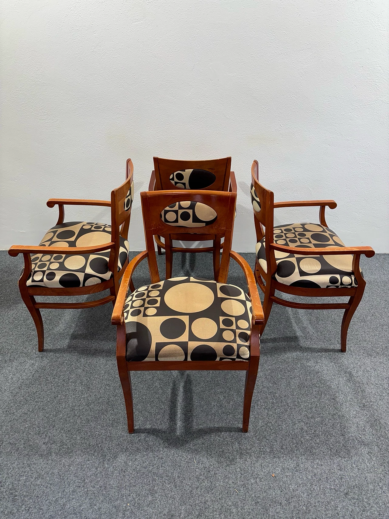 4 Armchairs in wood and geometric fabric, 1970s 5