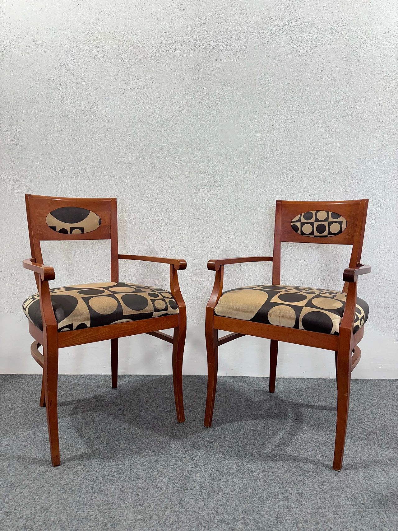 4 Armchairs in wood and geometric fabric, 1970s 7