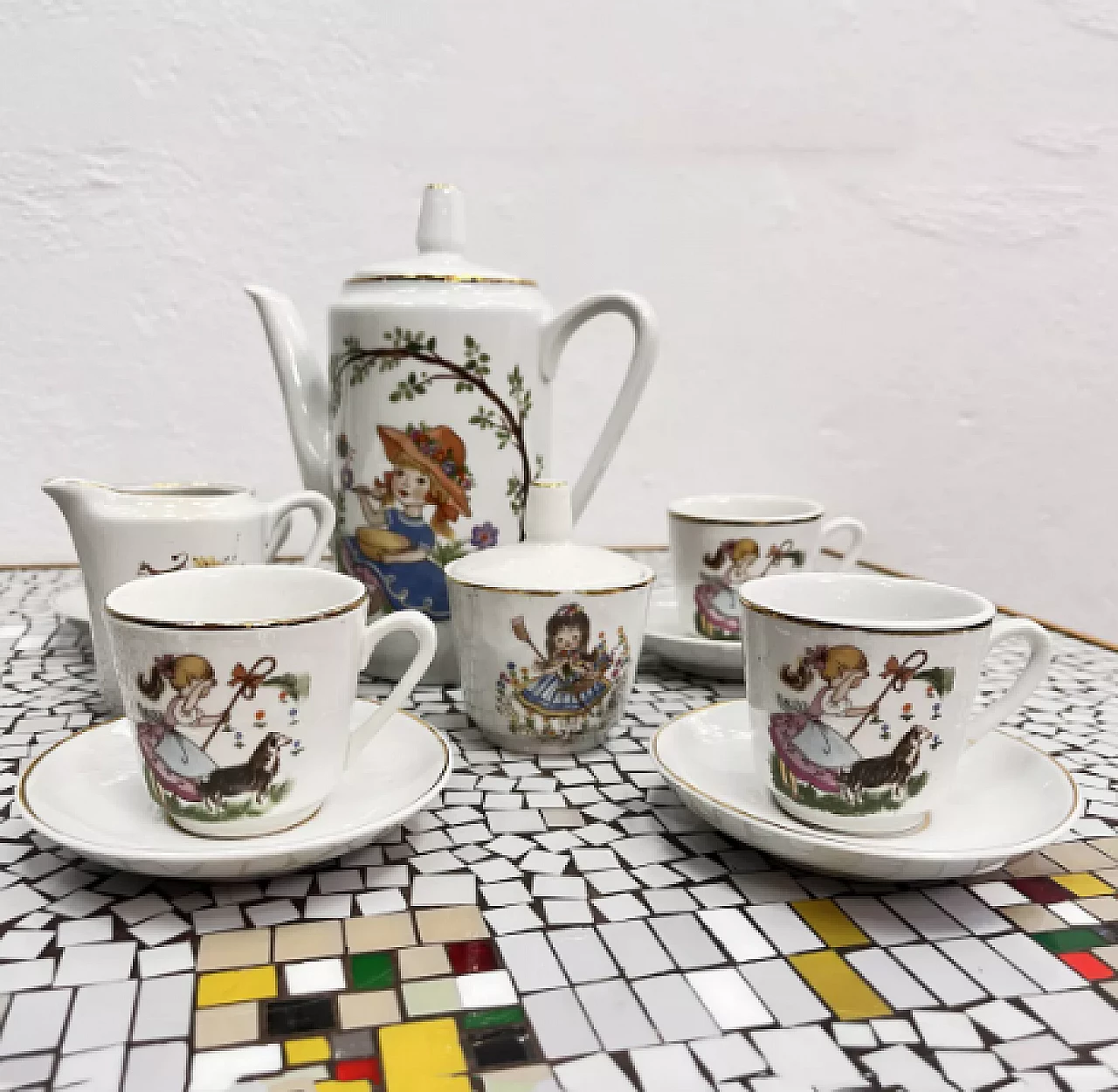 Porcelain children's toy tea/coffee service, 1970s 6