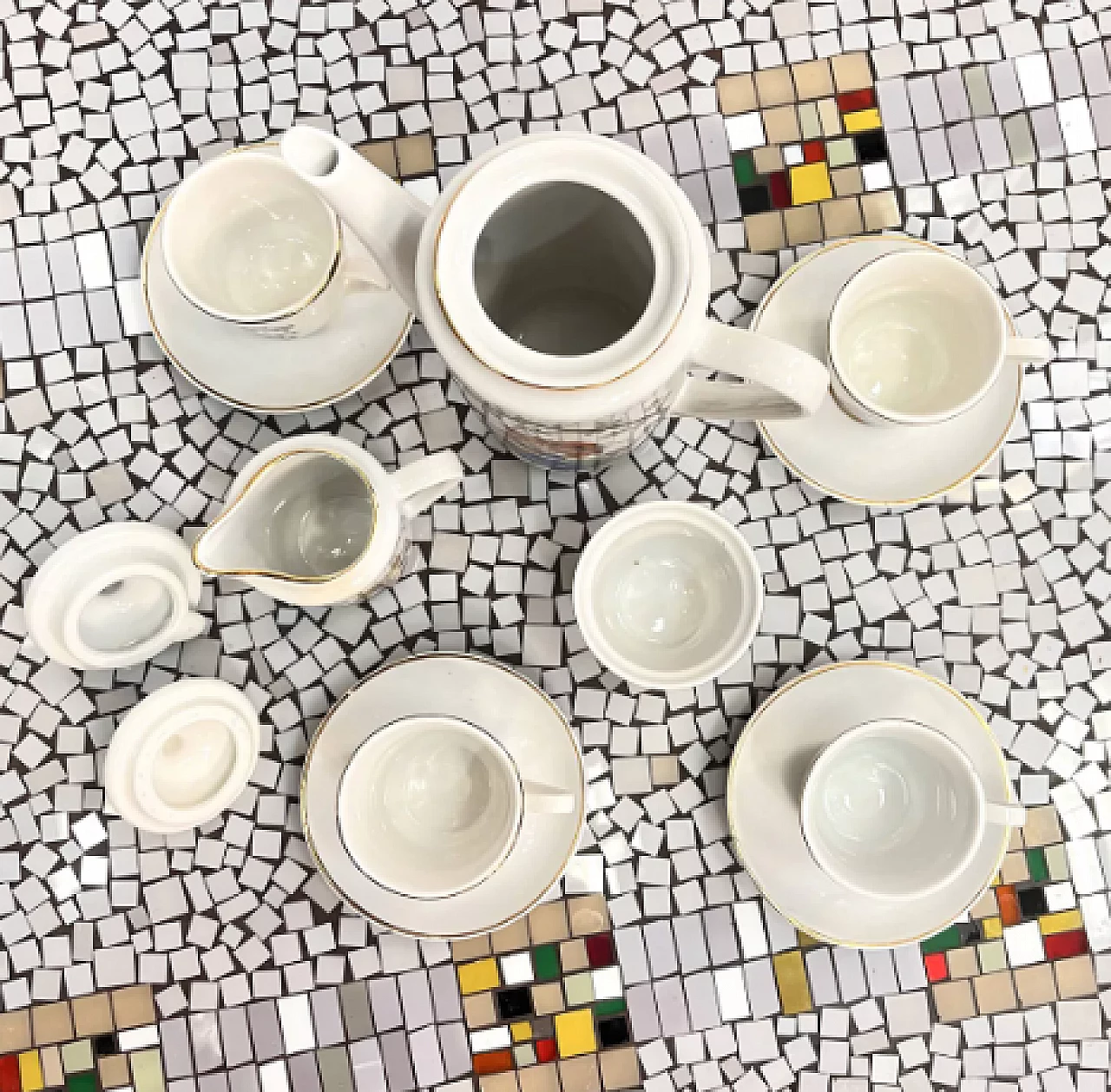 Porcelain children's toy tea/coffee service, 1970s 8