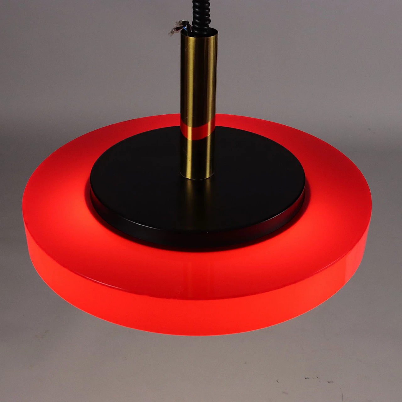 Red ceiling lamp in aluminium, glass and brass, 1960s 6
