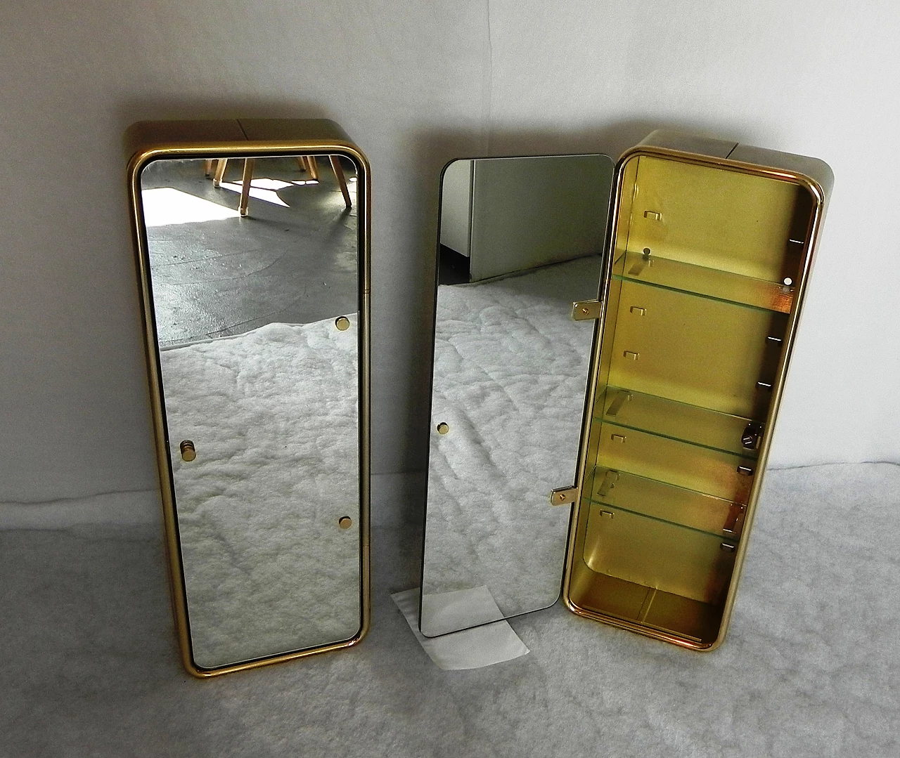 Coppia di specchi contenitore di Jean Pierre Design, anni '70 12