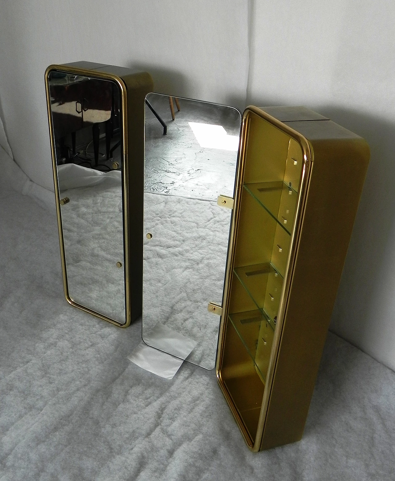 Coppia di specchi contenitore di Jean Pierre Design, anni '70 14