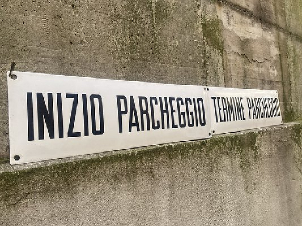 Coppia di insegne smaltate, anni '50 2