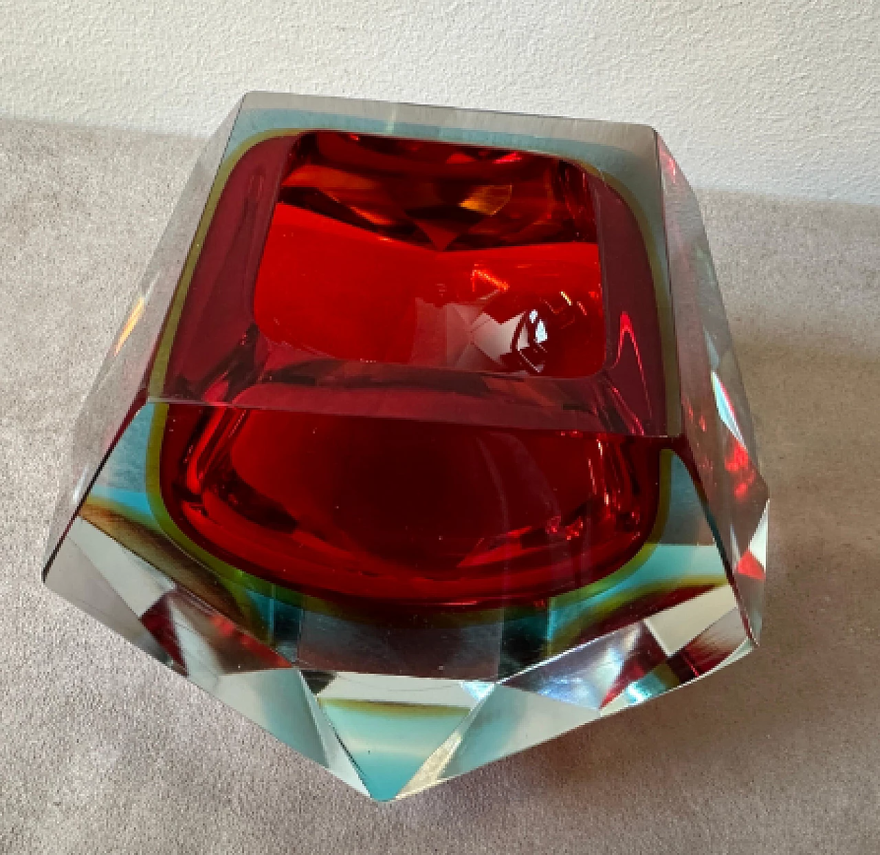Faceted Murano glass ashtray by Seguso, 1970s 3