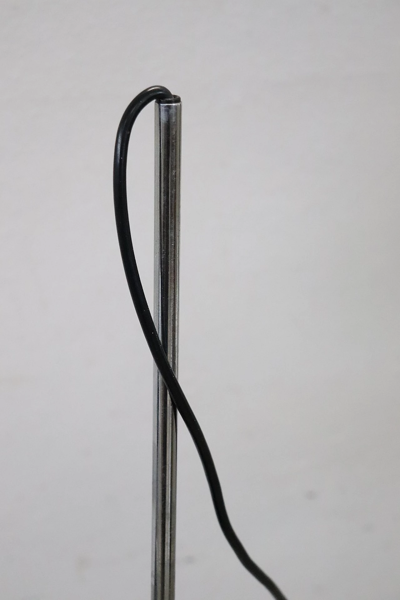 Floor lamp attributed to Joe Colombo for Oluce, 1970s 3