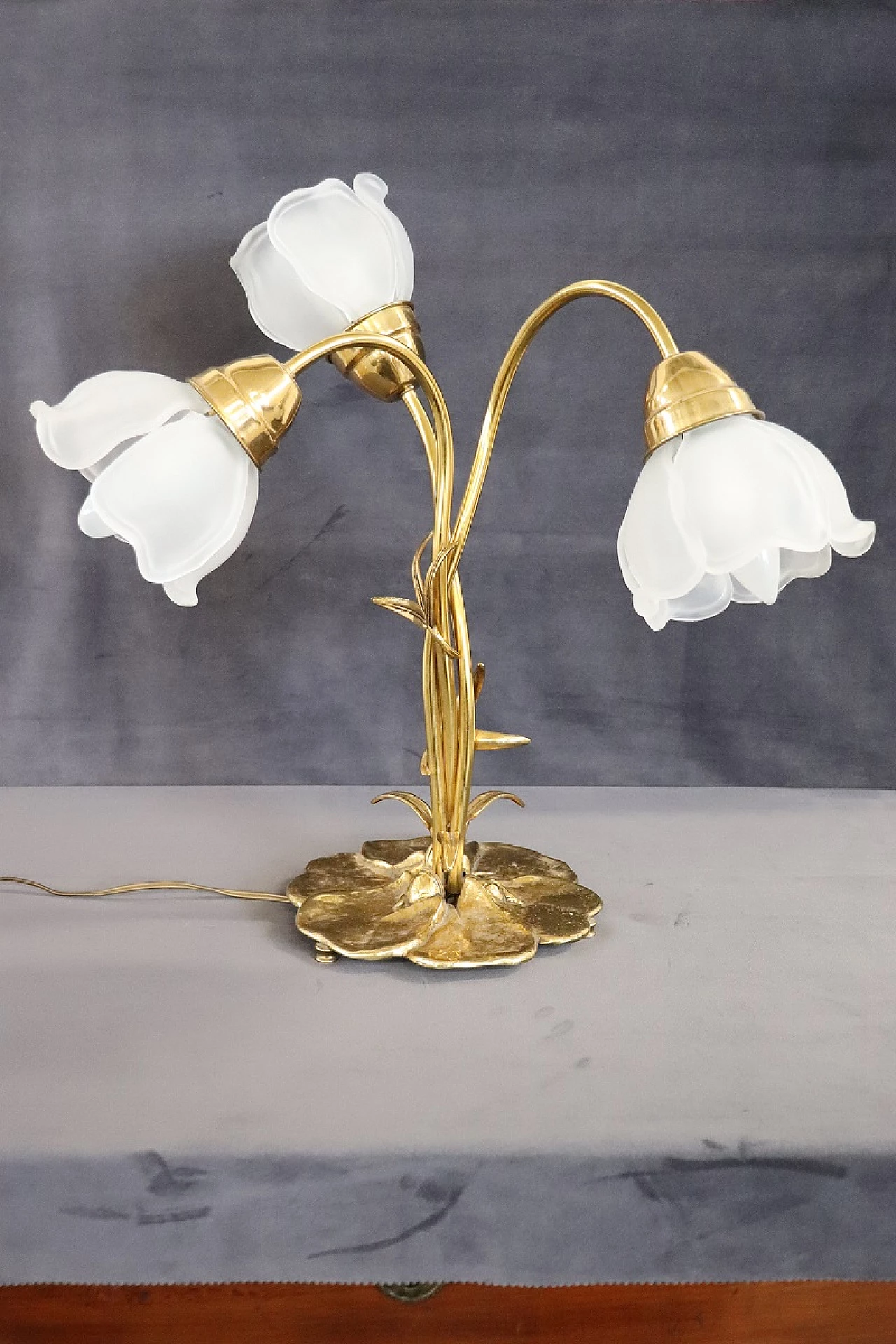 Table lamp in glass and golden brass, 1980s 5