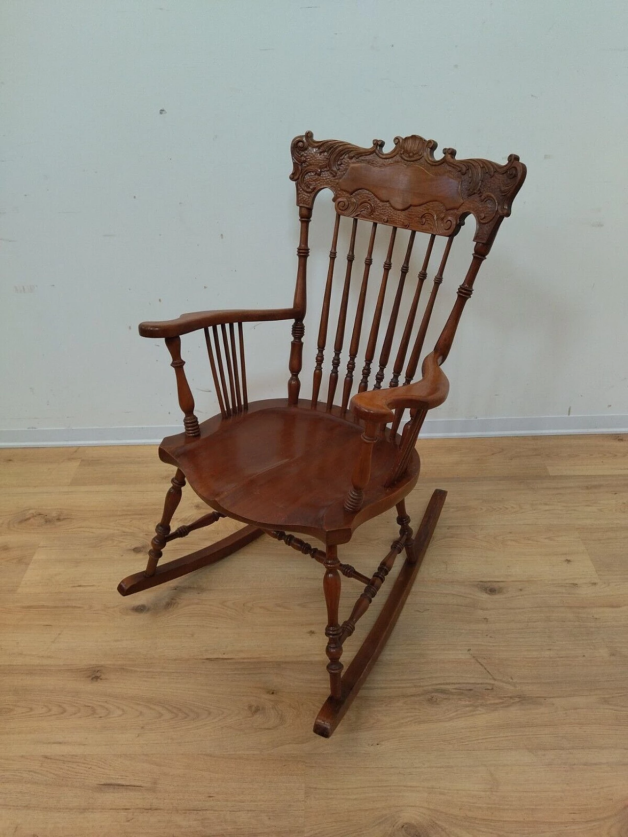 Walnut-stained beech rocking chair 1