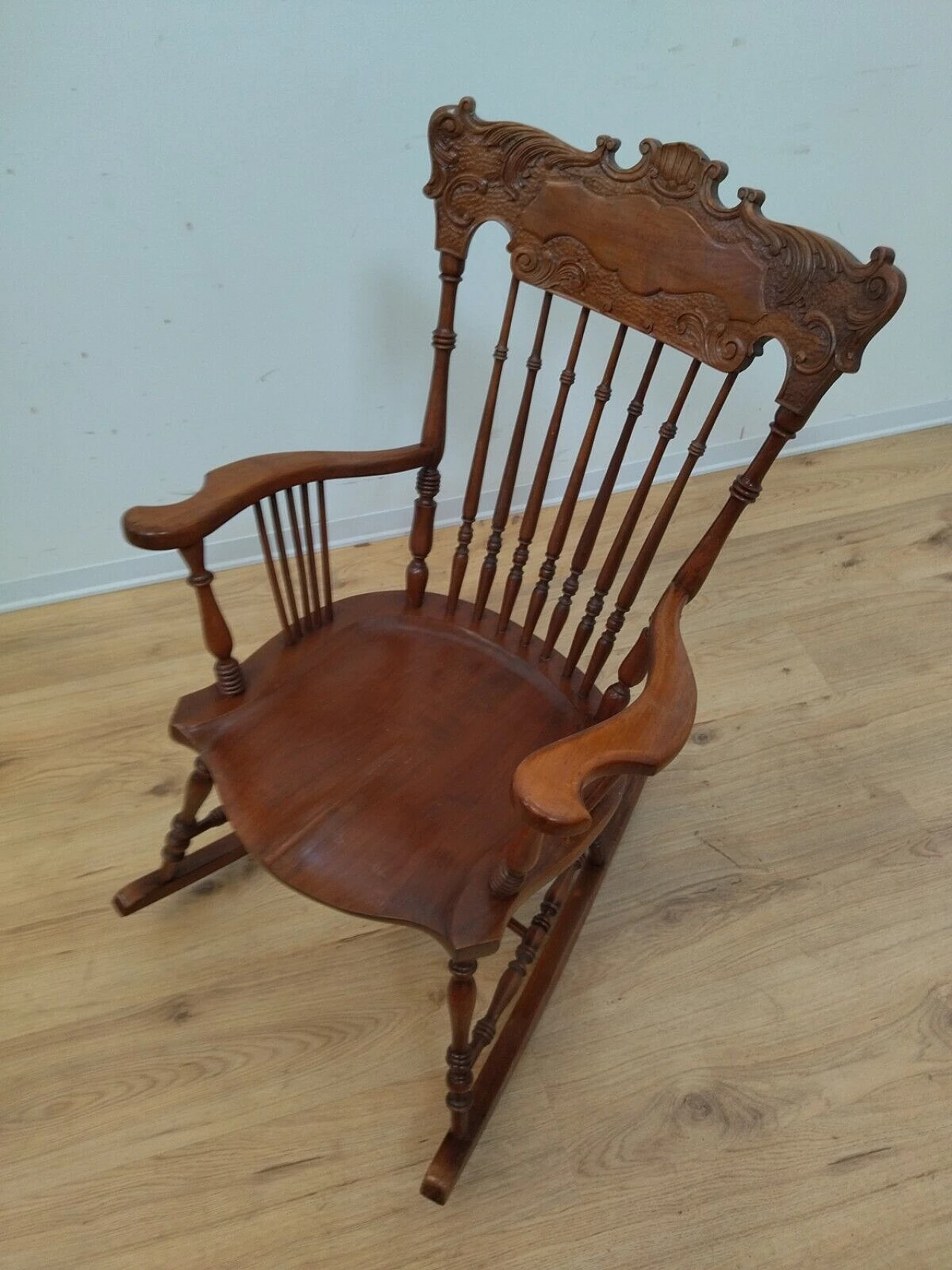 Walnut-stained beech rocking chair 10