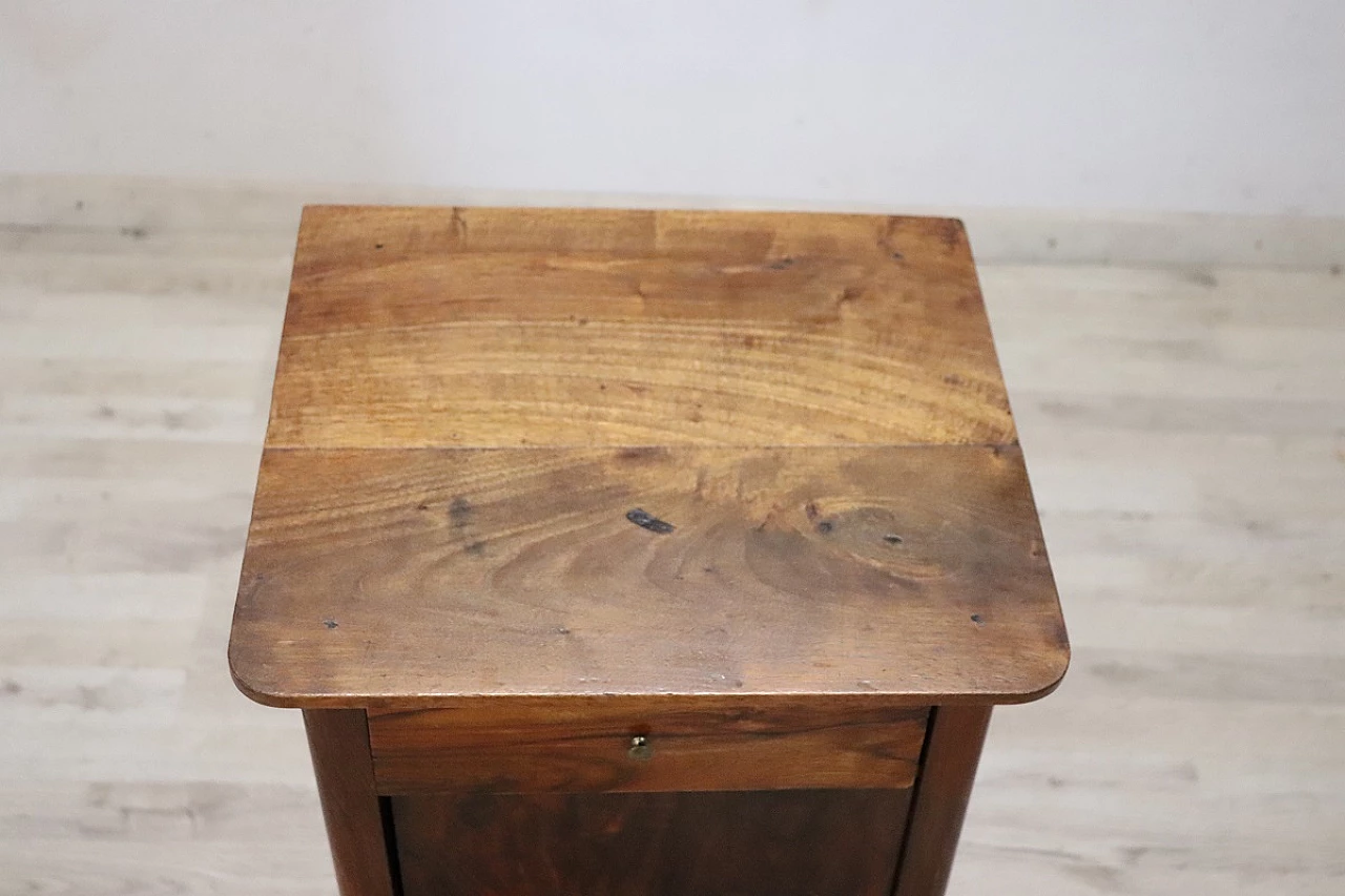 Polished and finished walnut bedside table, 19th century 5