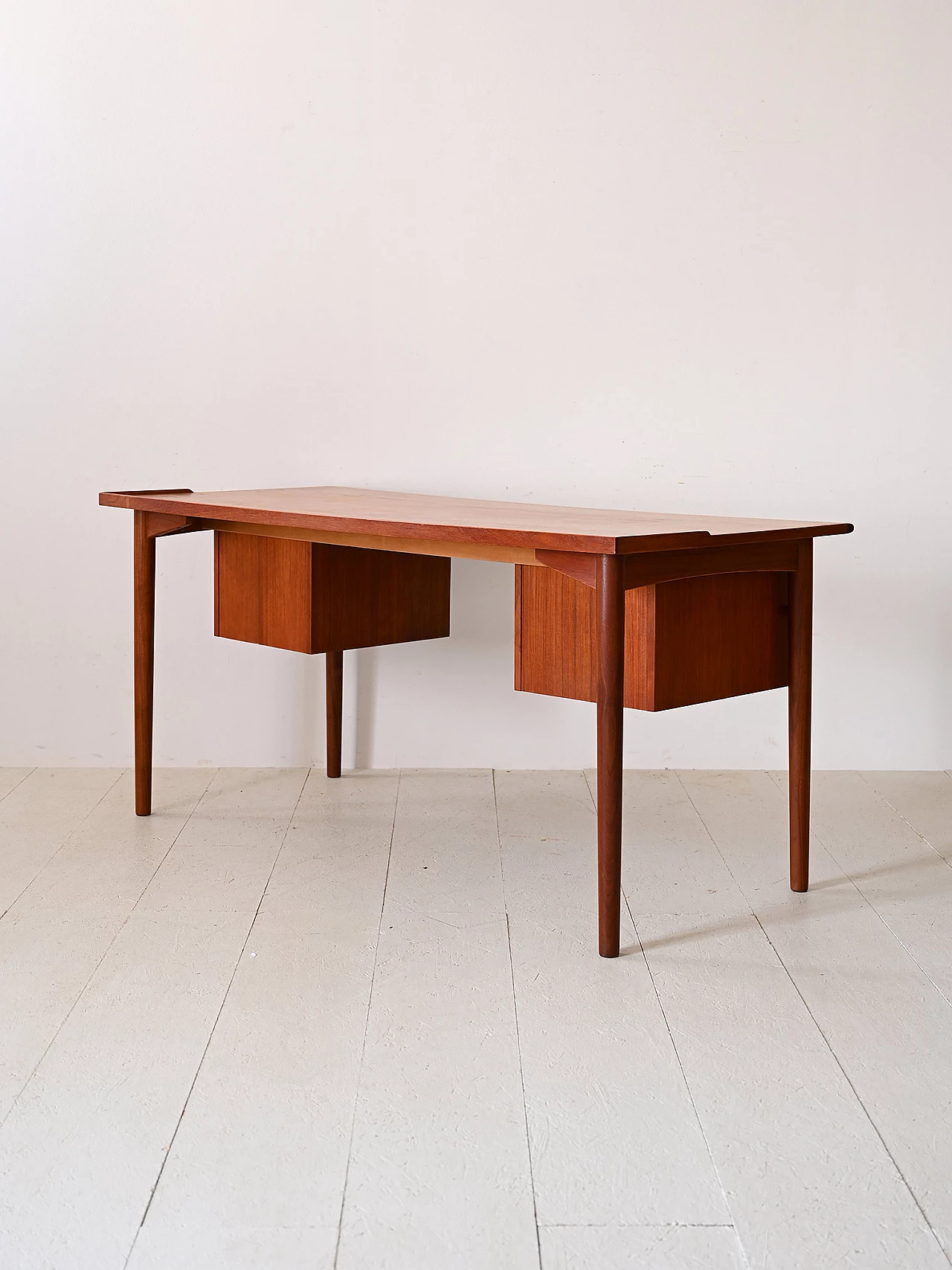 Scrivania in teak con cassetti, anni '60 5