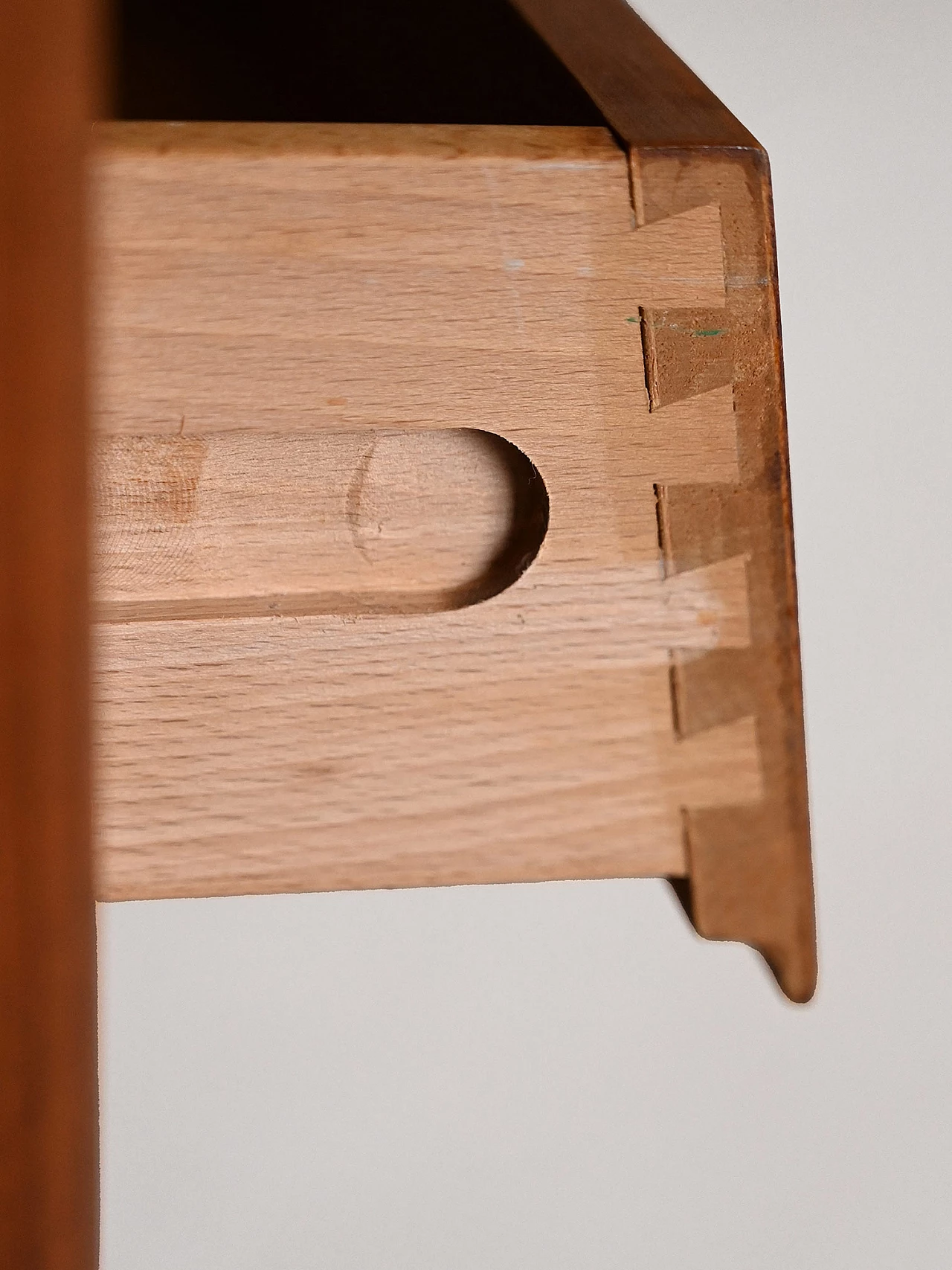 Teak desk with drawers, 1960s 7